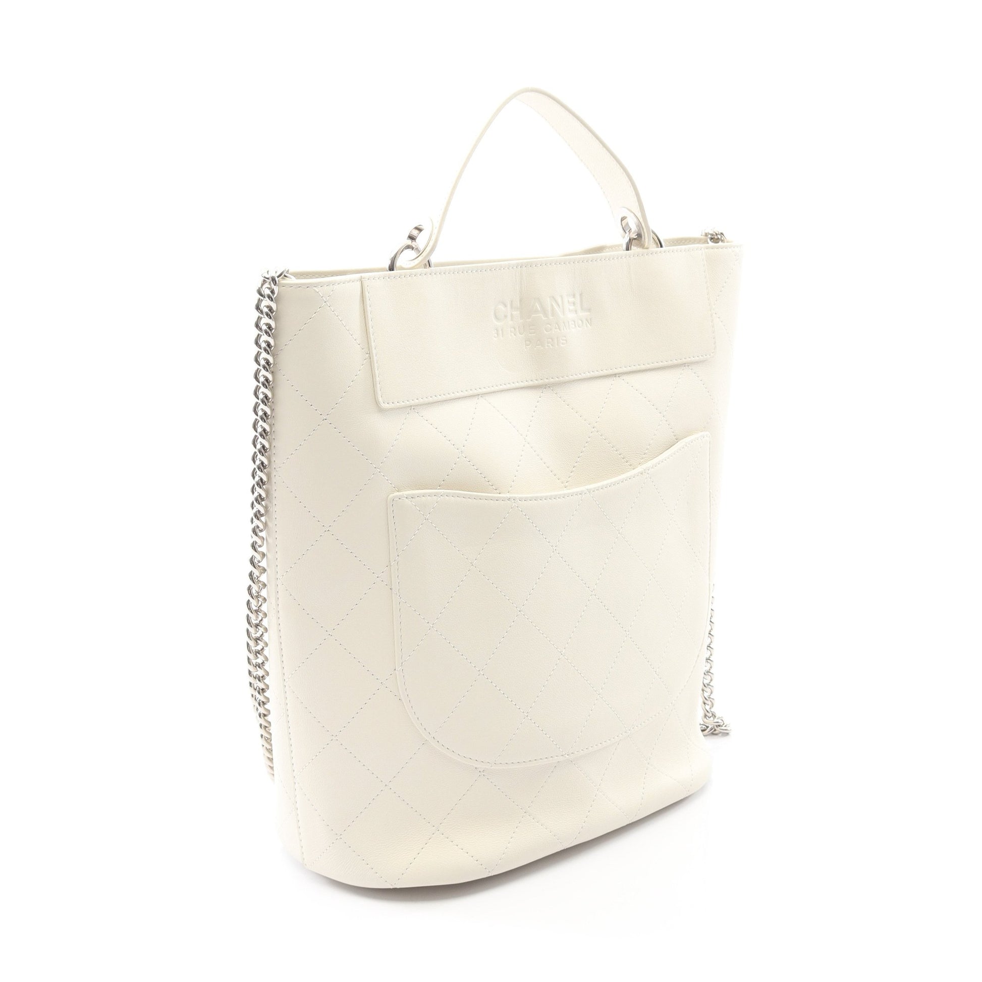 マトラッセ バケット チェーンショルダーバッグ ラムスキン オフホワイト シルバー金具 2WAY シャネル バッグ CHANEL