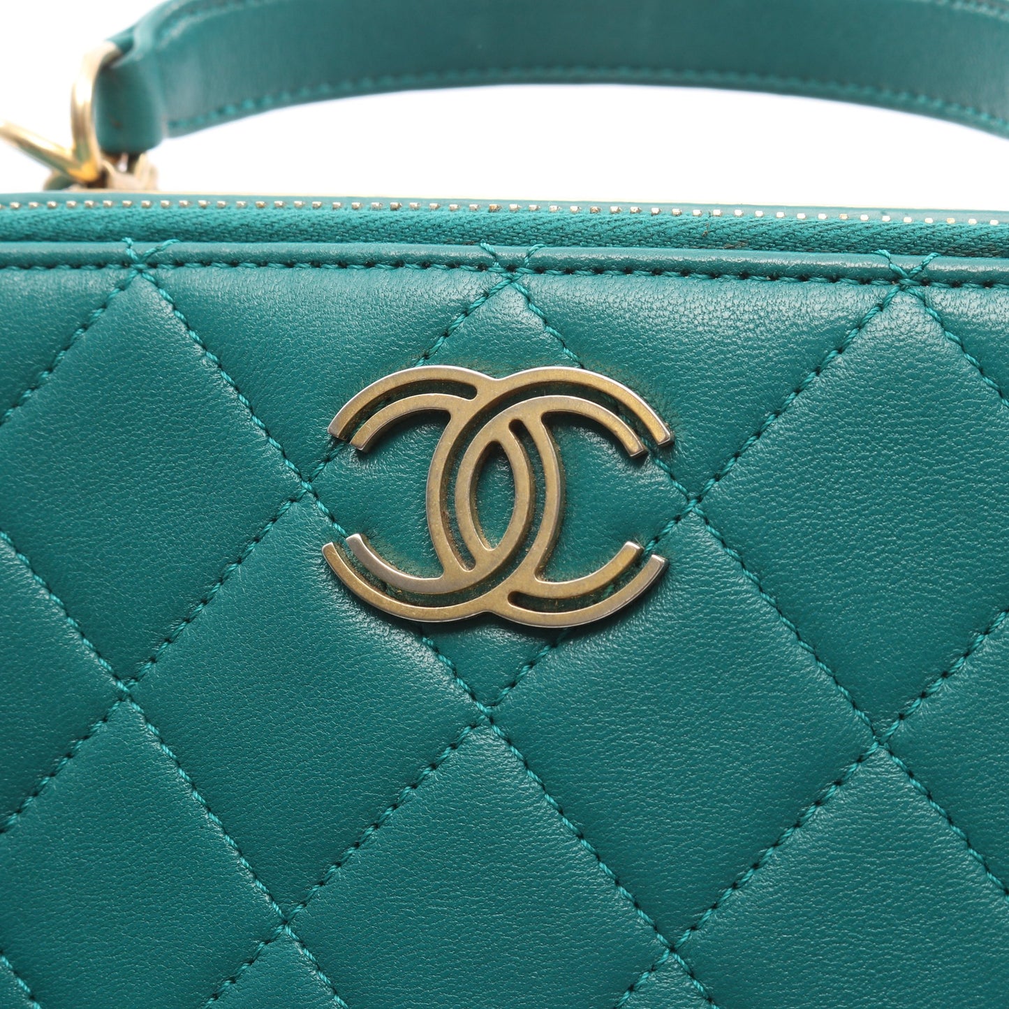 マトラッセ トップハンドル チェーンショルダーバッグ ラムスキン グリーン ゴールド金具 2WAY シャネル バッグ CHANEL