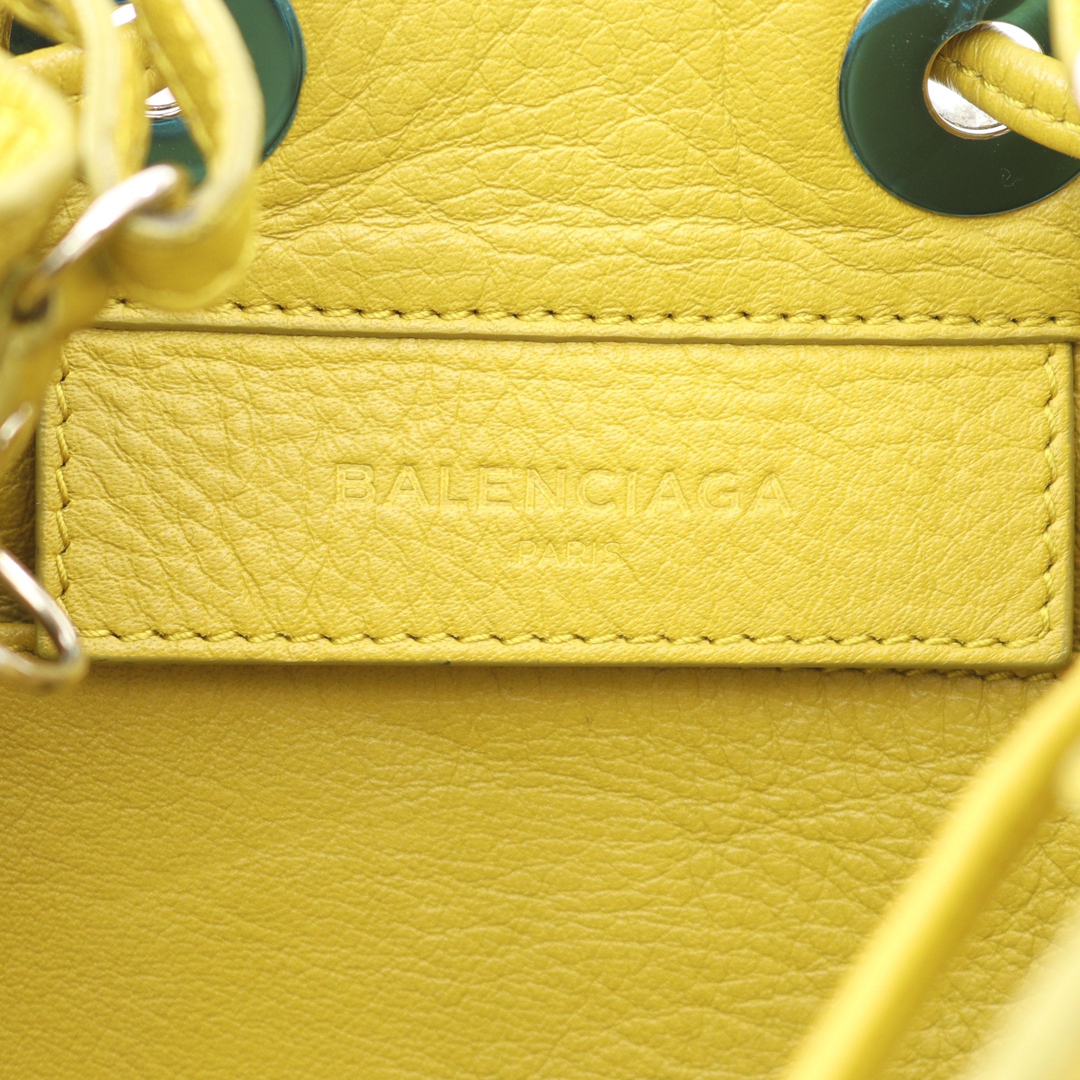 BALENCIAGA バレンシアガ ハンドバッグ ペーパープレート バケット ペーパープレート バケット ハンドバッグ レザー イエロー 2WAY