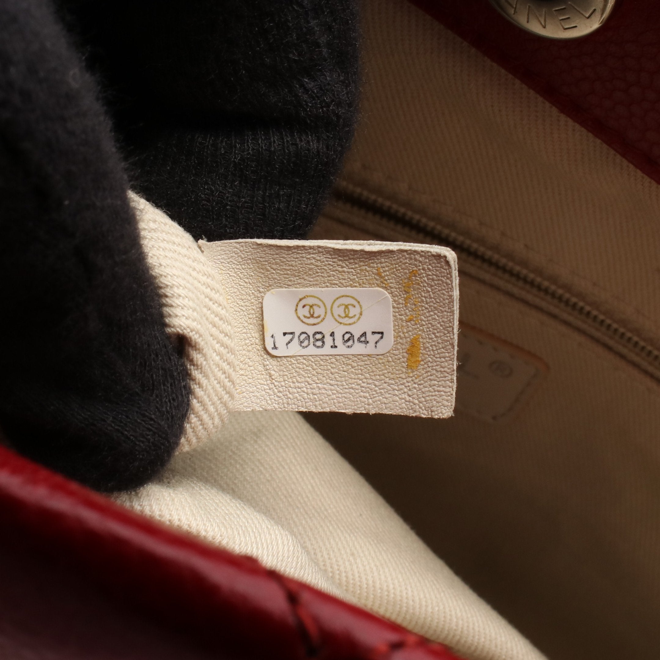 CHANELショルダートートバックマトラッセシルバーチェーンバックCoCoココ CHANEL（シャネル） 【美品】シャネル マトラッセ デカココマーク