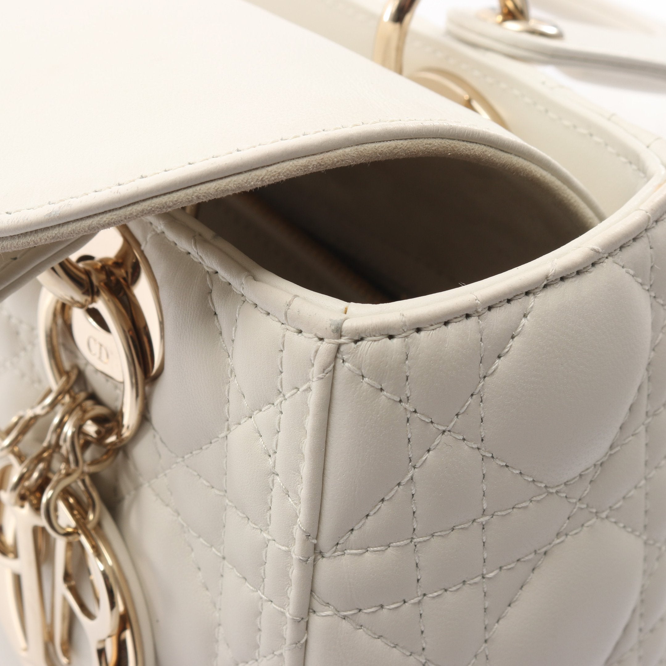 LADY DIOR ミディアムバッグ カナージュ ハンドバッグ レザー オフ