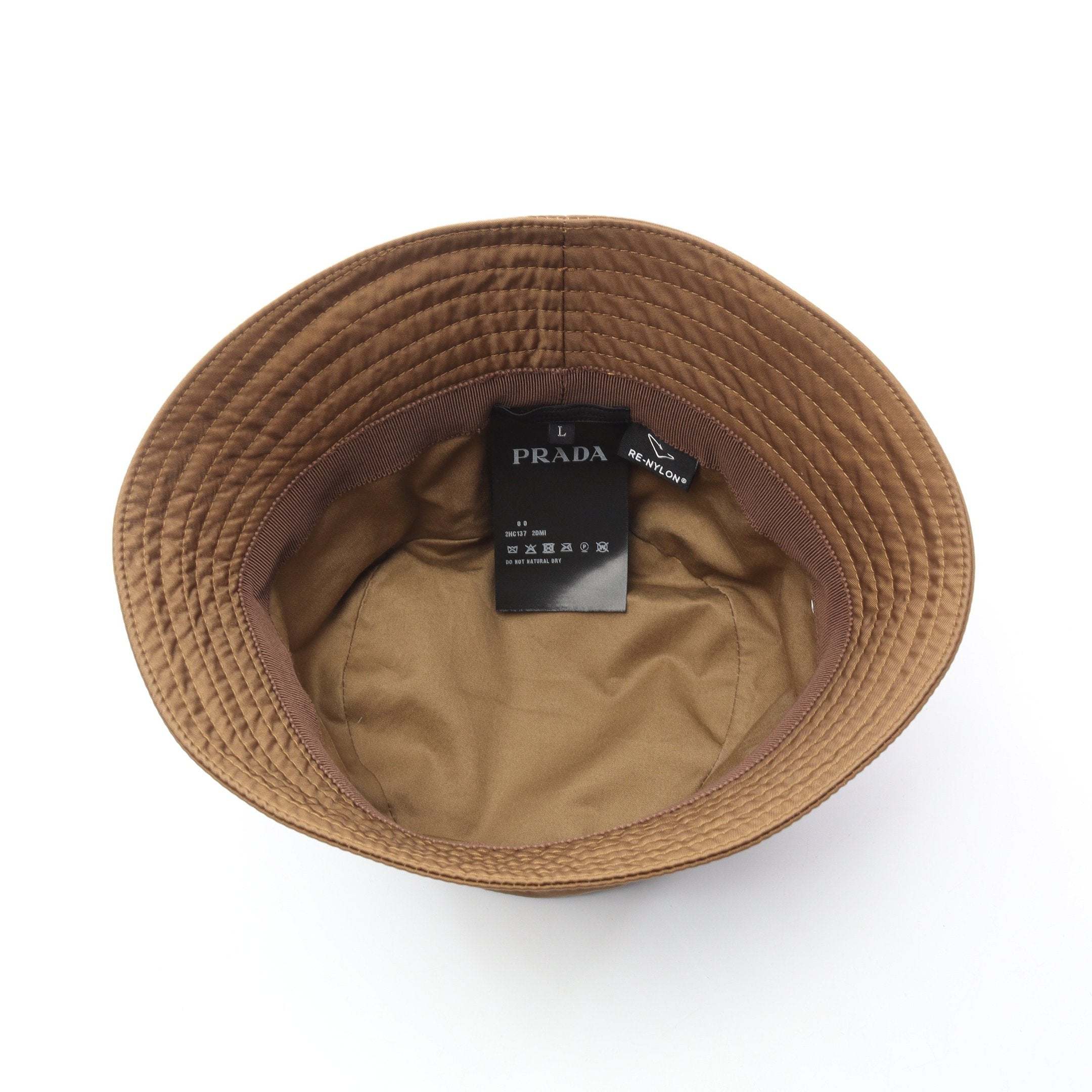 Re-Nylon バケット ハット ナイロン カーキブラウン 三角プレート