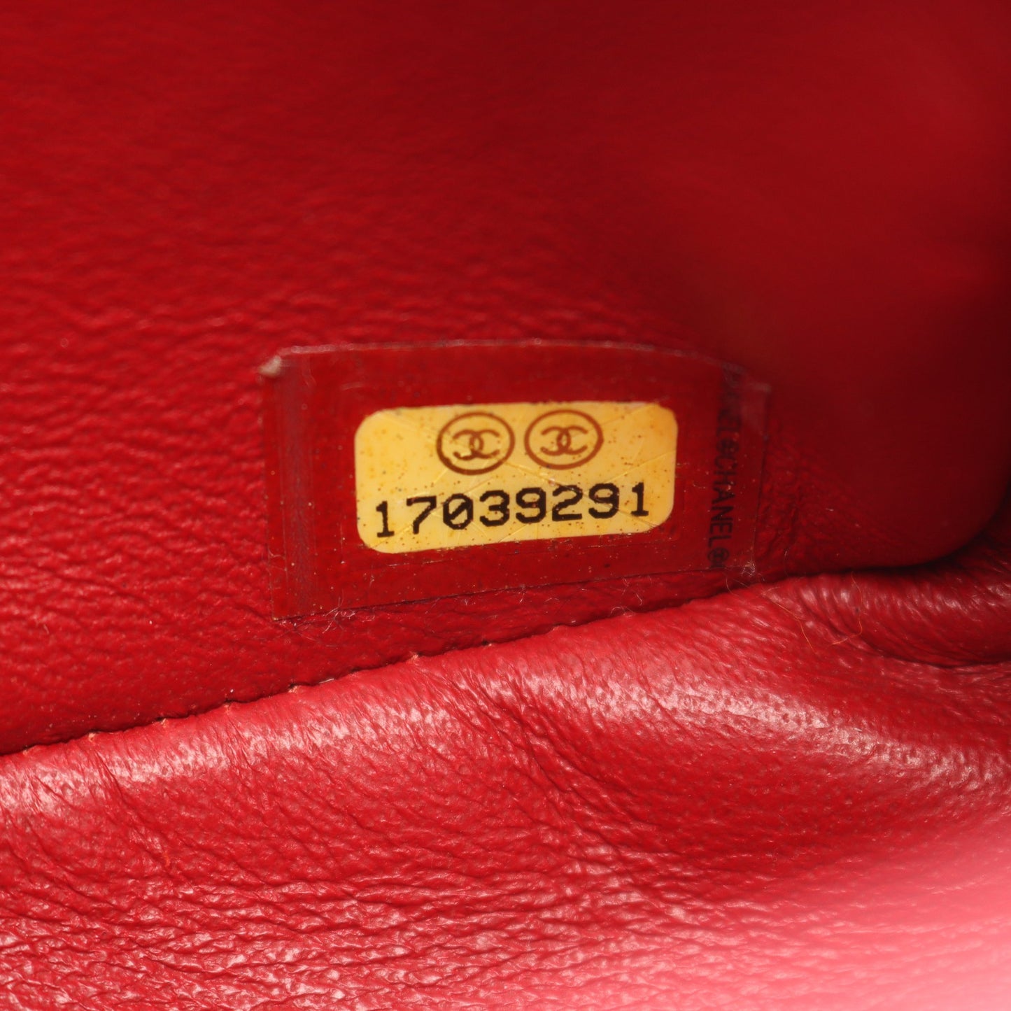 ミニマトラッセ20 チェーンショルダーバッグ ソフトキャビアスキン レッド シルバー金具 シャネル バッグ CHANEL