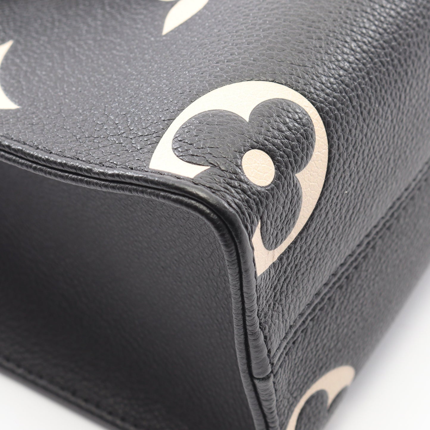 オンザゴーPM バイカラー モノグラムアンプラント ハンドバッグ レザー ブラック ベージュ 2WAY ルイヴィトン バッグ LOUIS VUITTON