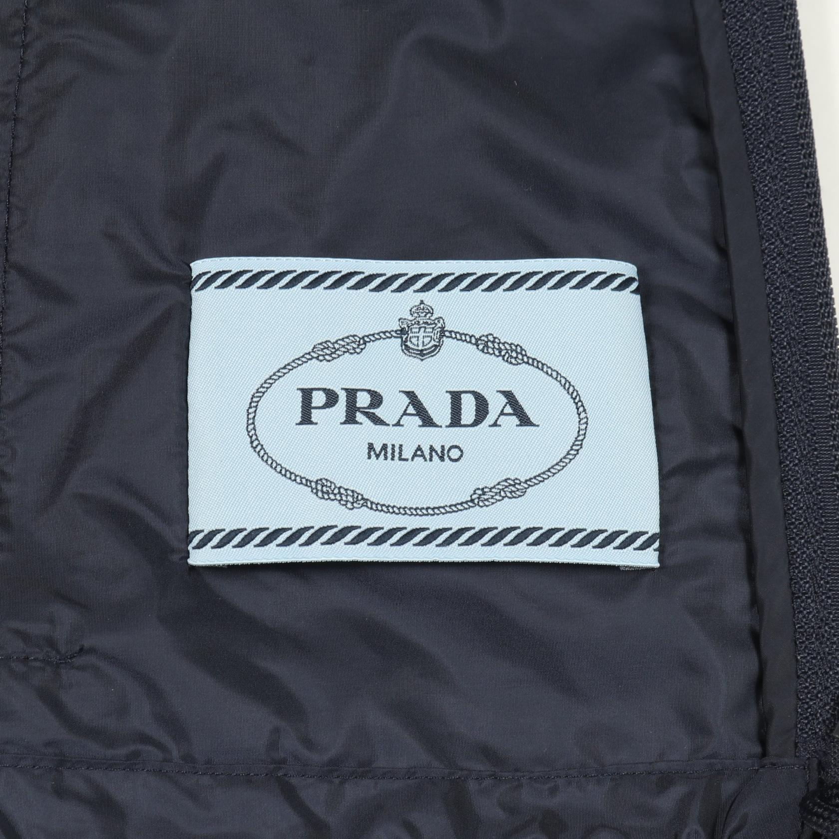 Re-Nylon ライト レインジャケット ナイロンジャケット ナイロン ネイビー フード付き プラダ アウター PRADA