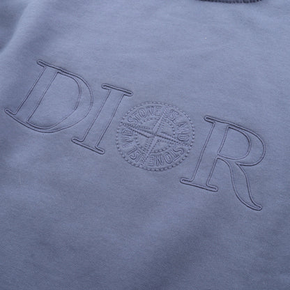 DIOR × Stone Island スウェットシャツ クルーネック ロゴ刺繍 コットン ブルーグレー ディオール トップス DIOR