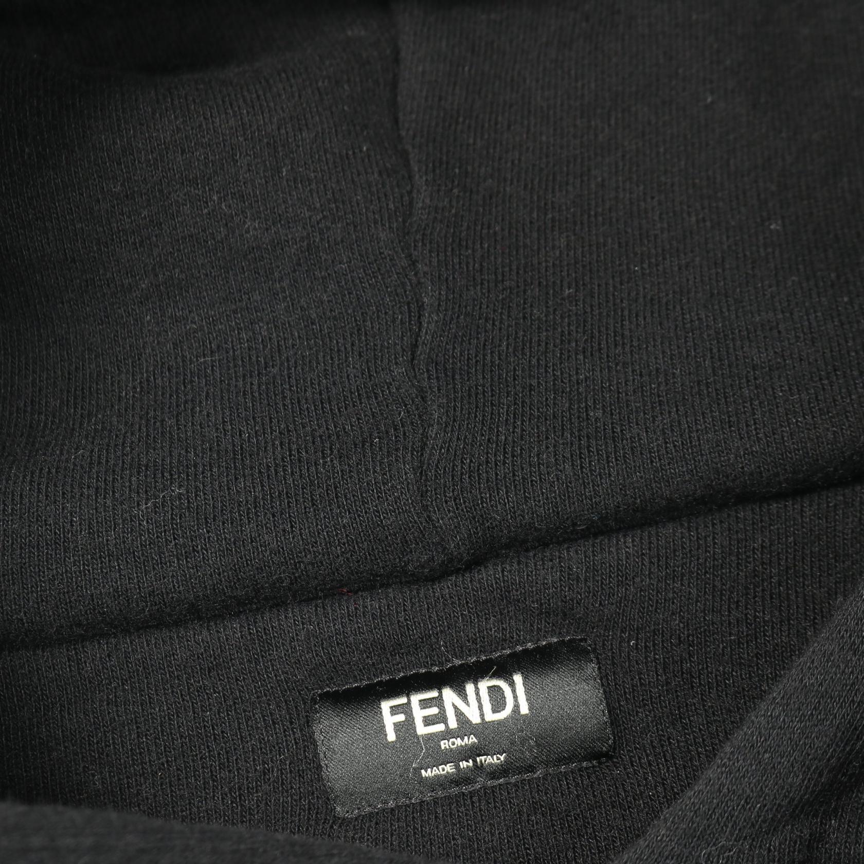 ズッカ ボックスロゴ プルオーバーパーカー コットン カシミヤ ブラック フェンディ トップス FENDI