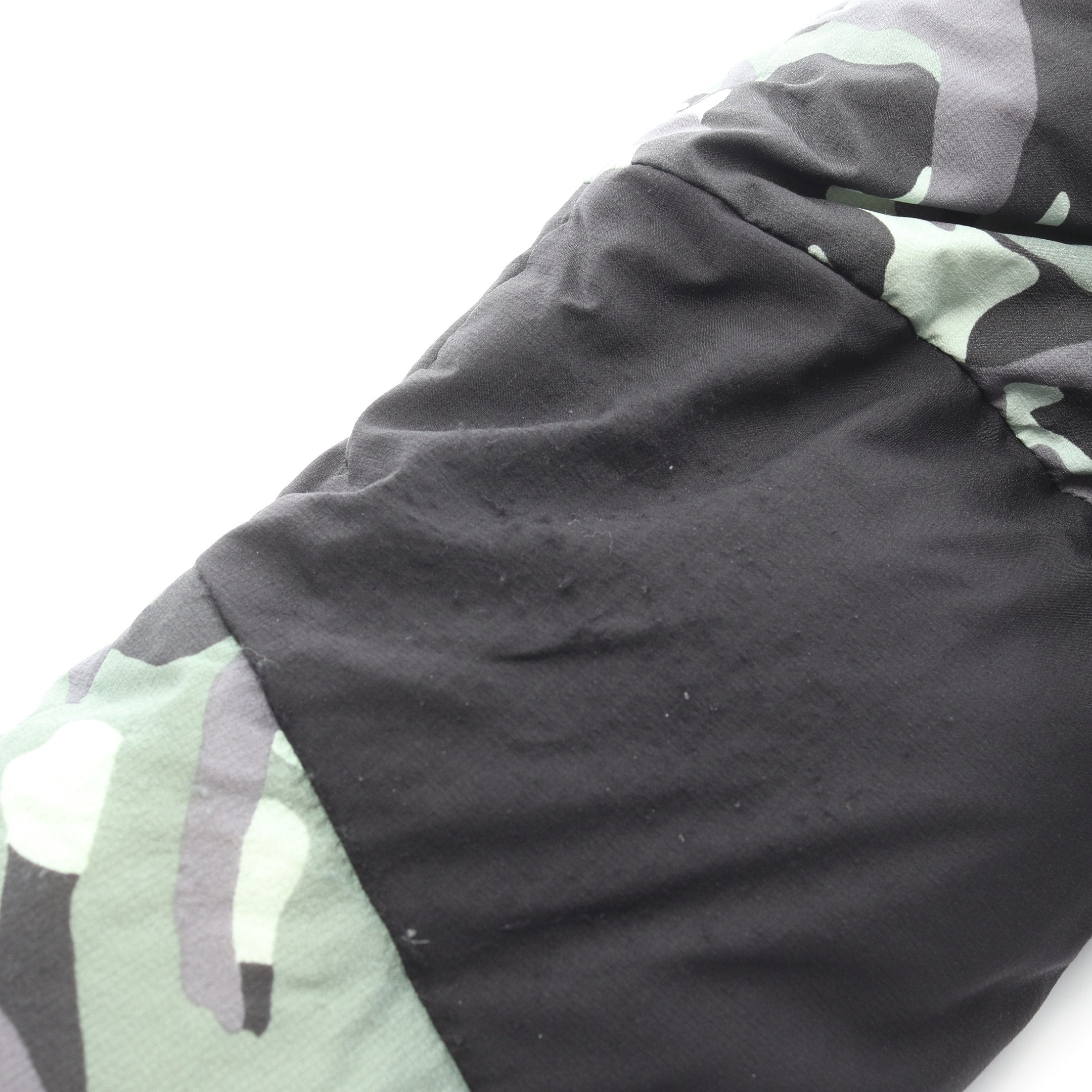 NOVELTY BALTRO LIGHT JACKET ダウンジャケット 迷彩 カモフラ