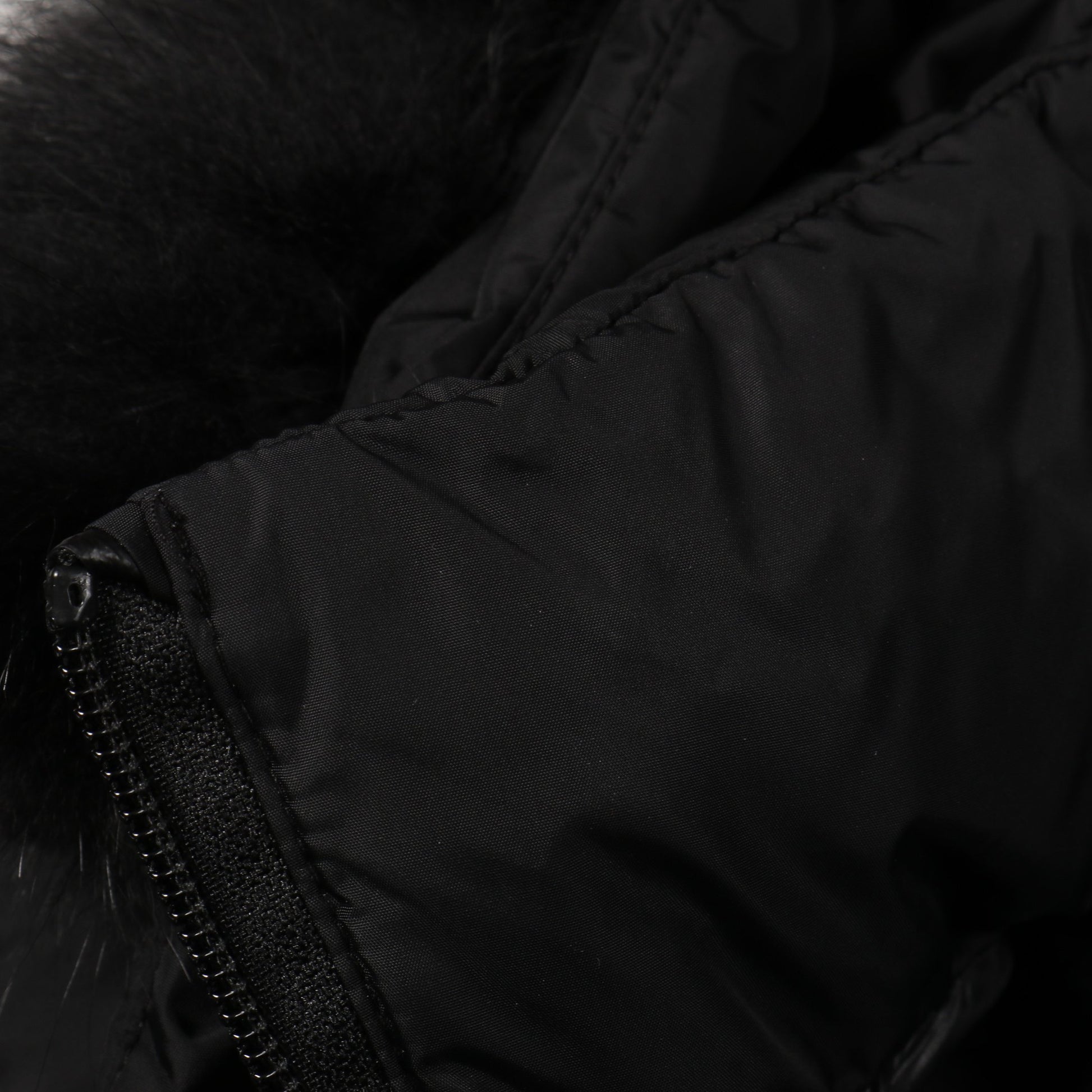 BEVERLEY ダウンジャケット ナイロン ブラック フード付き モンクレールグルノーブル アウター MONCLER GRENOBLE