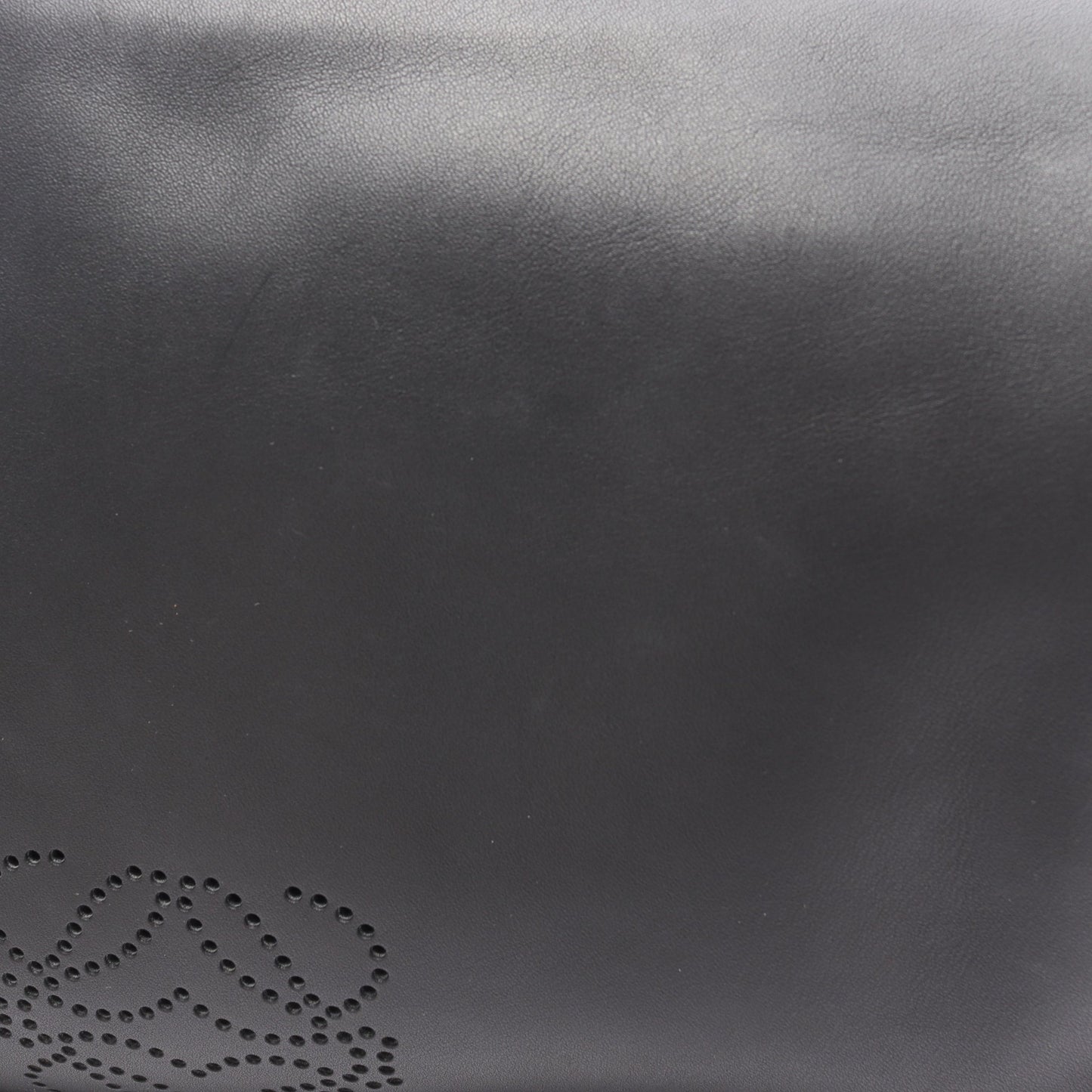 ソフィア アナグラム ショルダーバッグ レザー ブラック ダークブラウン パンチング ロエベ バッグ LOEWE