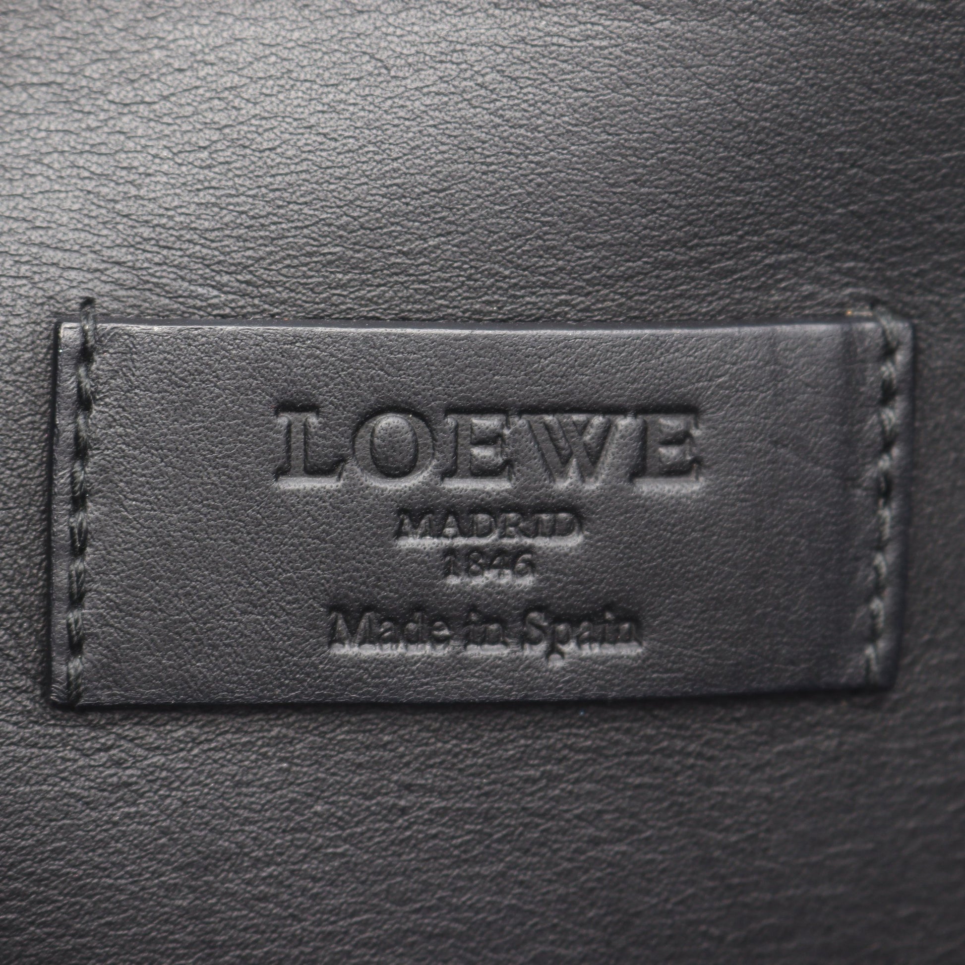 ソフィア アナグラム ショルダーバッグ レザー ブラック ダークブラウン パンチング ロエベ バッグ LOEWE