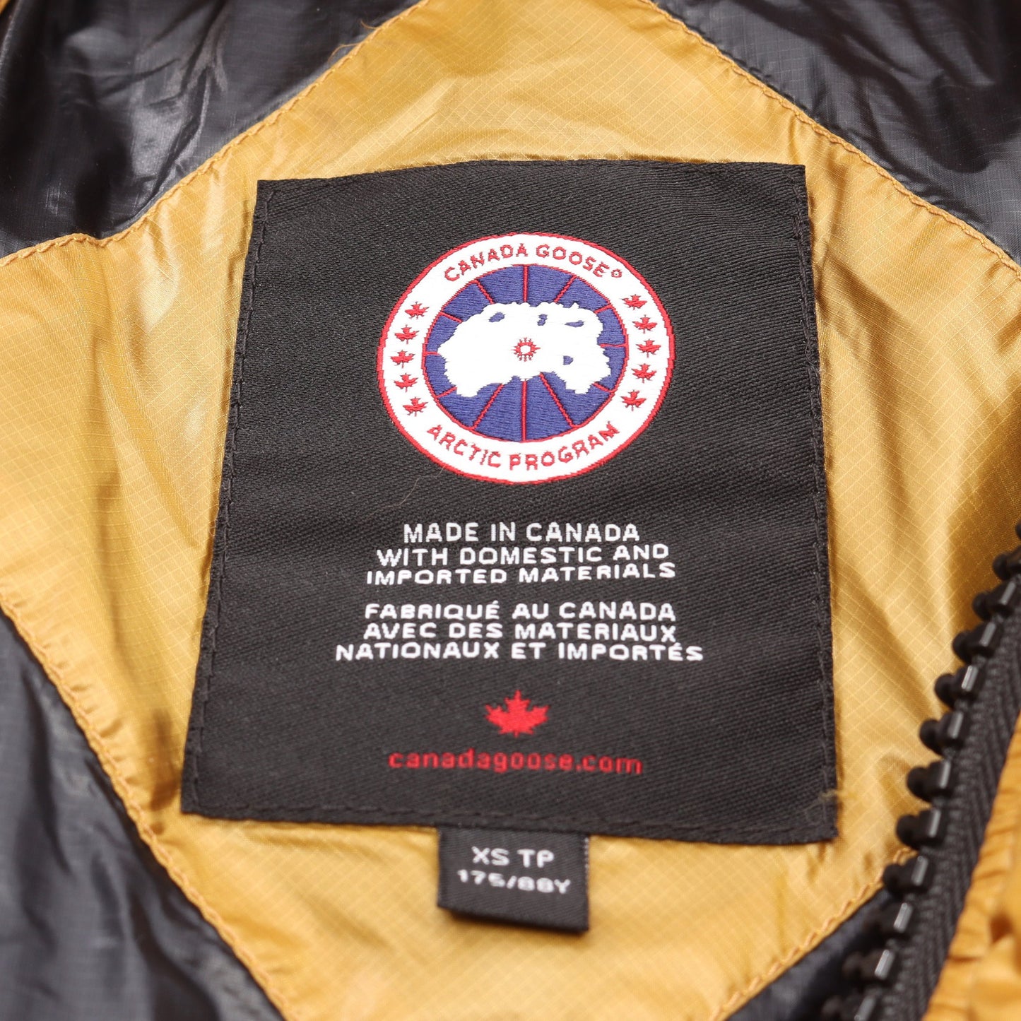 Crofton Puffer クロフトン パッファー ダウンジャケット ナイロン イエローブラウン フード付き パッカブル カナダグース アウター CANADA GOOSE