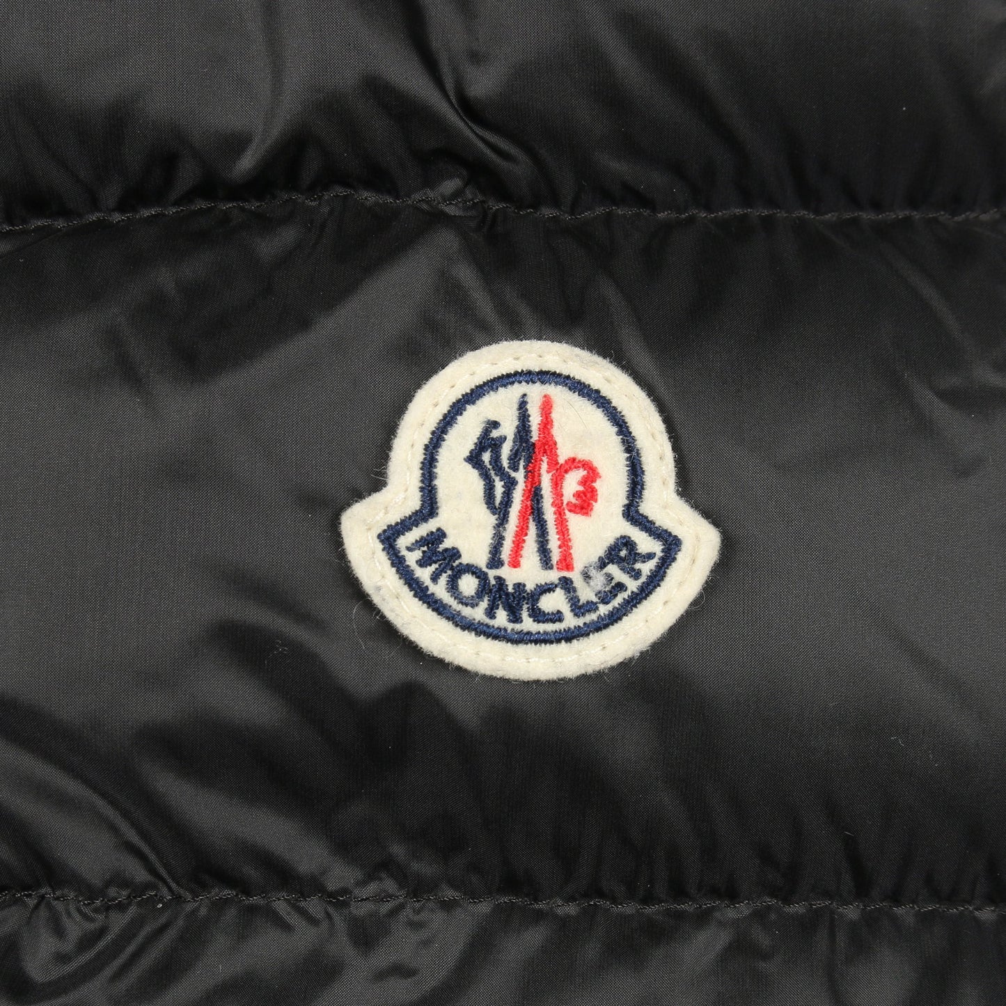 HIRMA ダウンコート ナイロン ブラック フード付き モンクレール アウター MONCLER