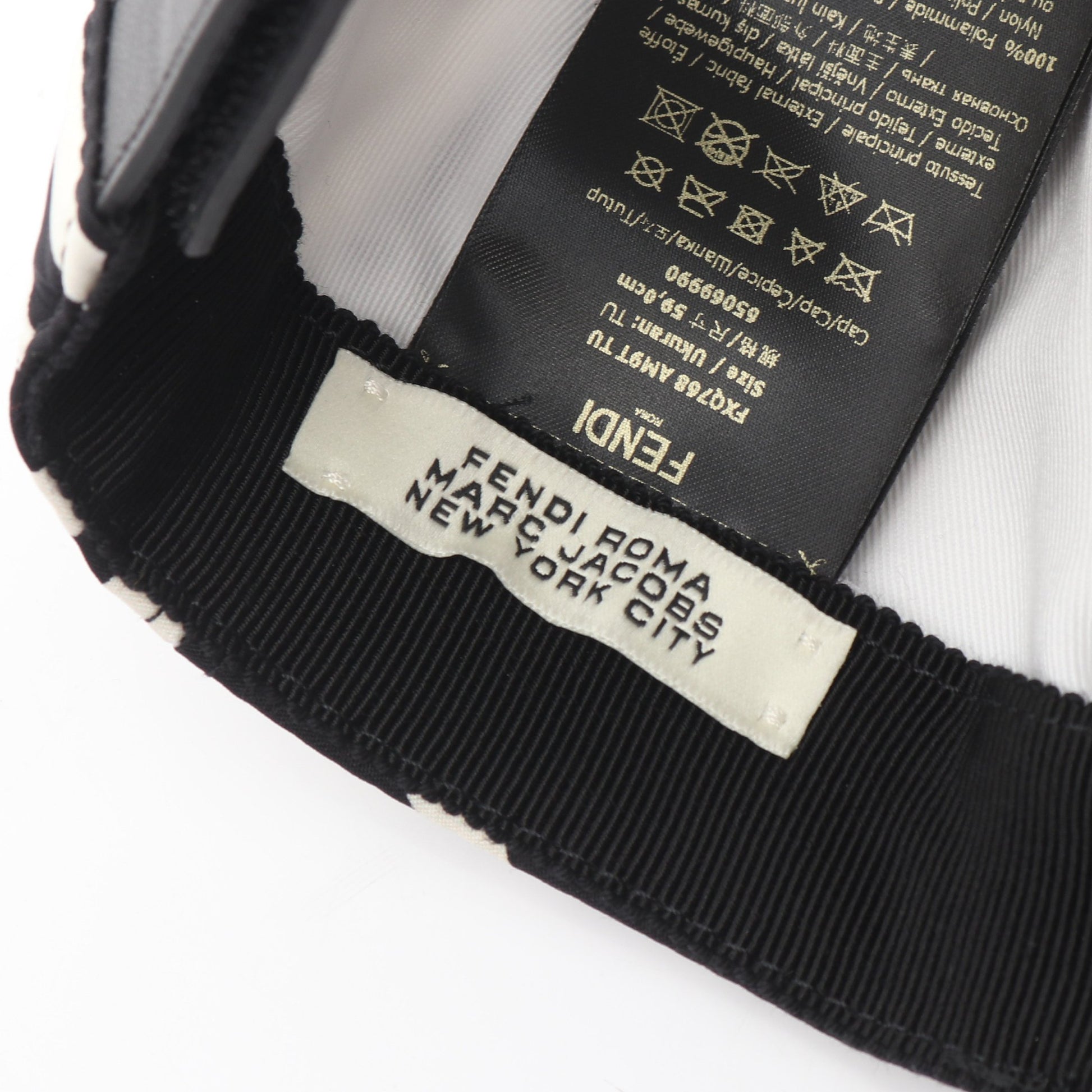 FENDI × MARC JACOBS キャップ 帽子 ナイロン ブラック ホワイト フェンディ 財布・小物 FENDI