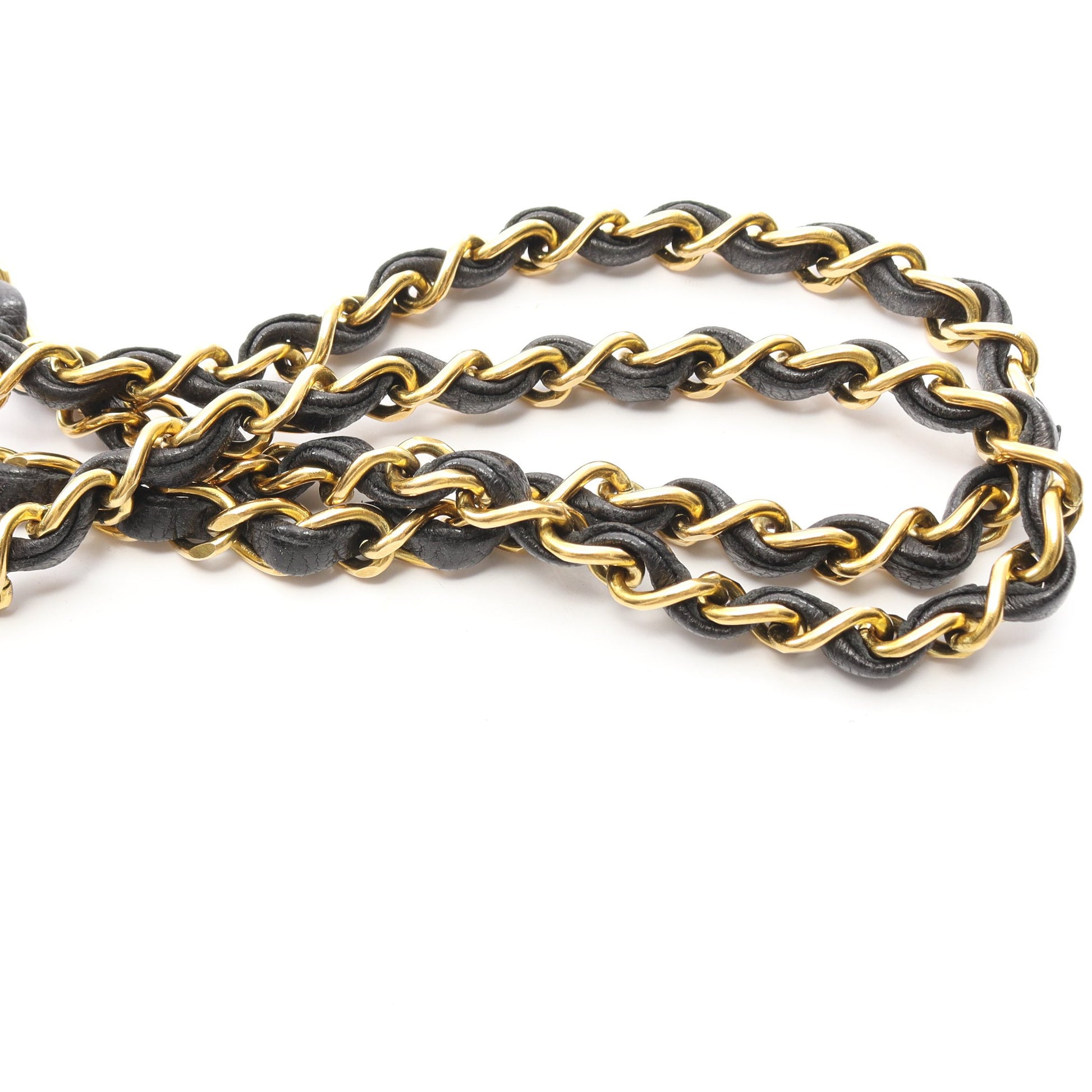 マトラッセ ダイアナフラップ チェーンショルダーバッグ ラムスキン ブラック ゴールド金具 シャネル バッグ CHANEL