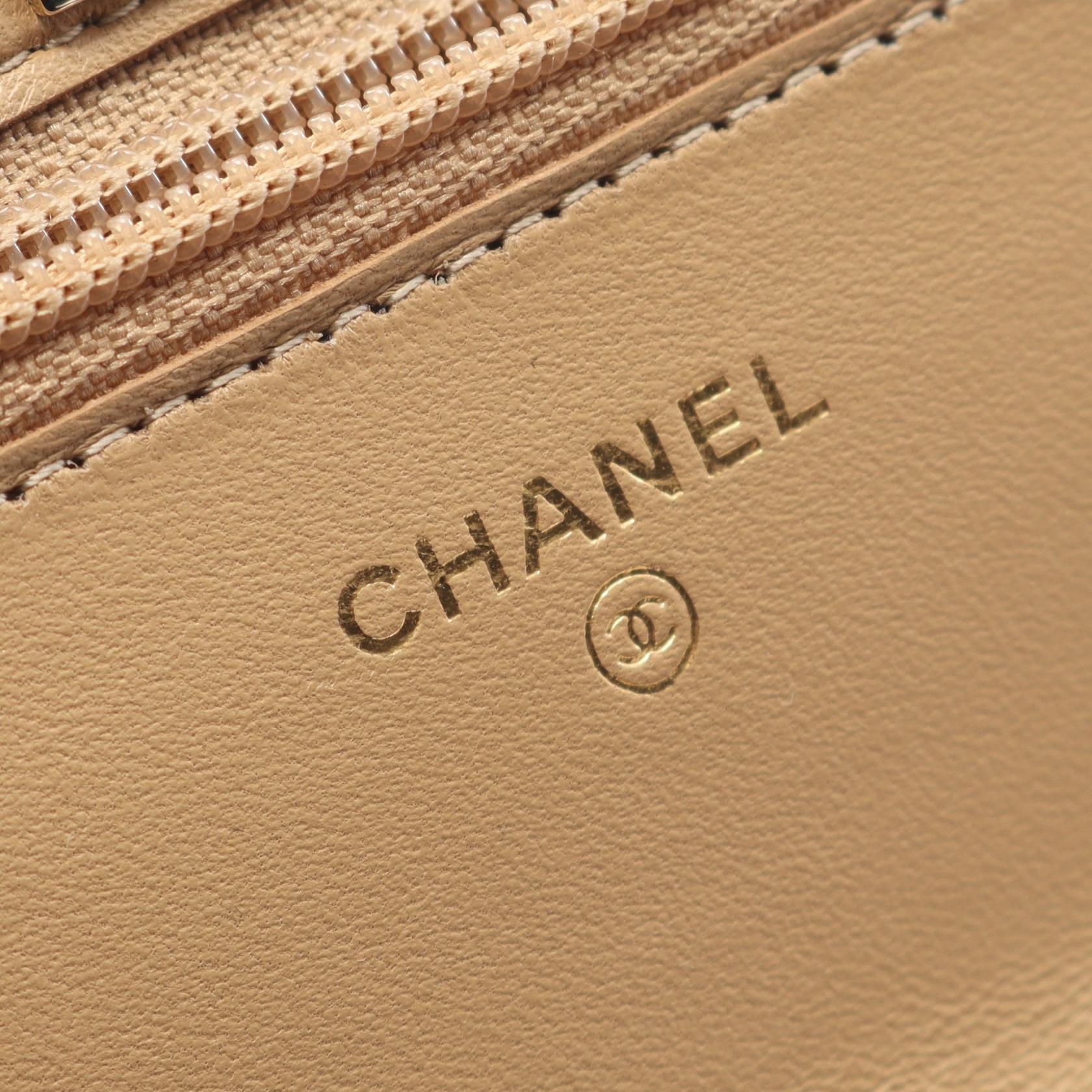 トレンディCC マトラッセ チェーンウォレット ラムスキン ベージュ ゴールド金具 シャネル バッグ CHANEL