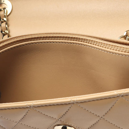 トレンディCC マトラッセ チェーンウォレット ラムスキン ベージュ ゴールド金具 シャネル バッグ CHANEL