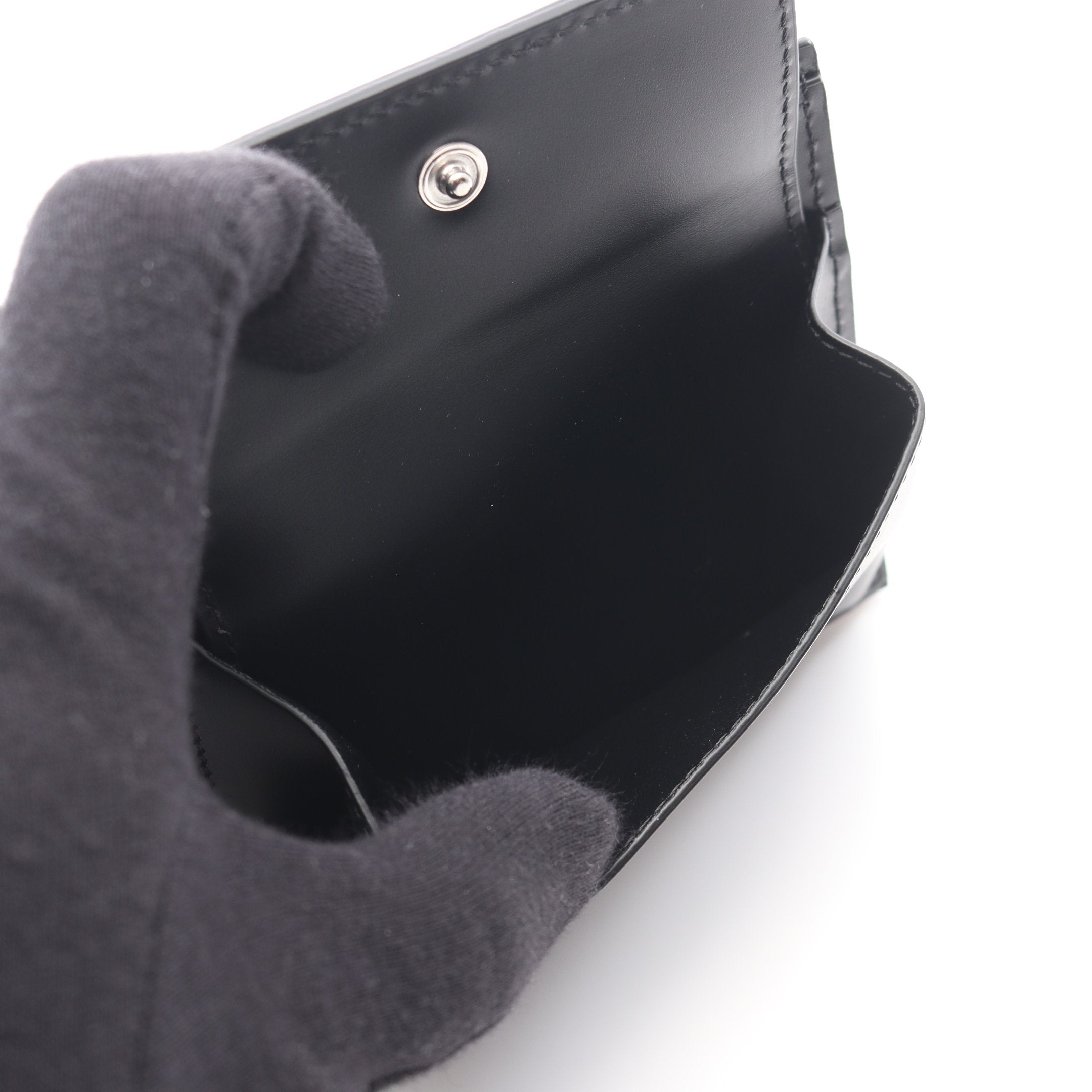 二つ折り財布 レザー ブラック グレー フェンディ – RECLO