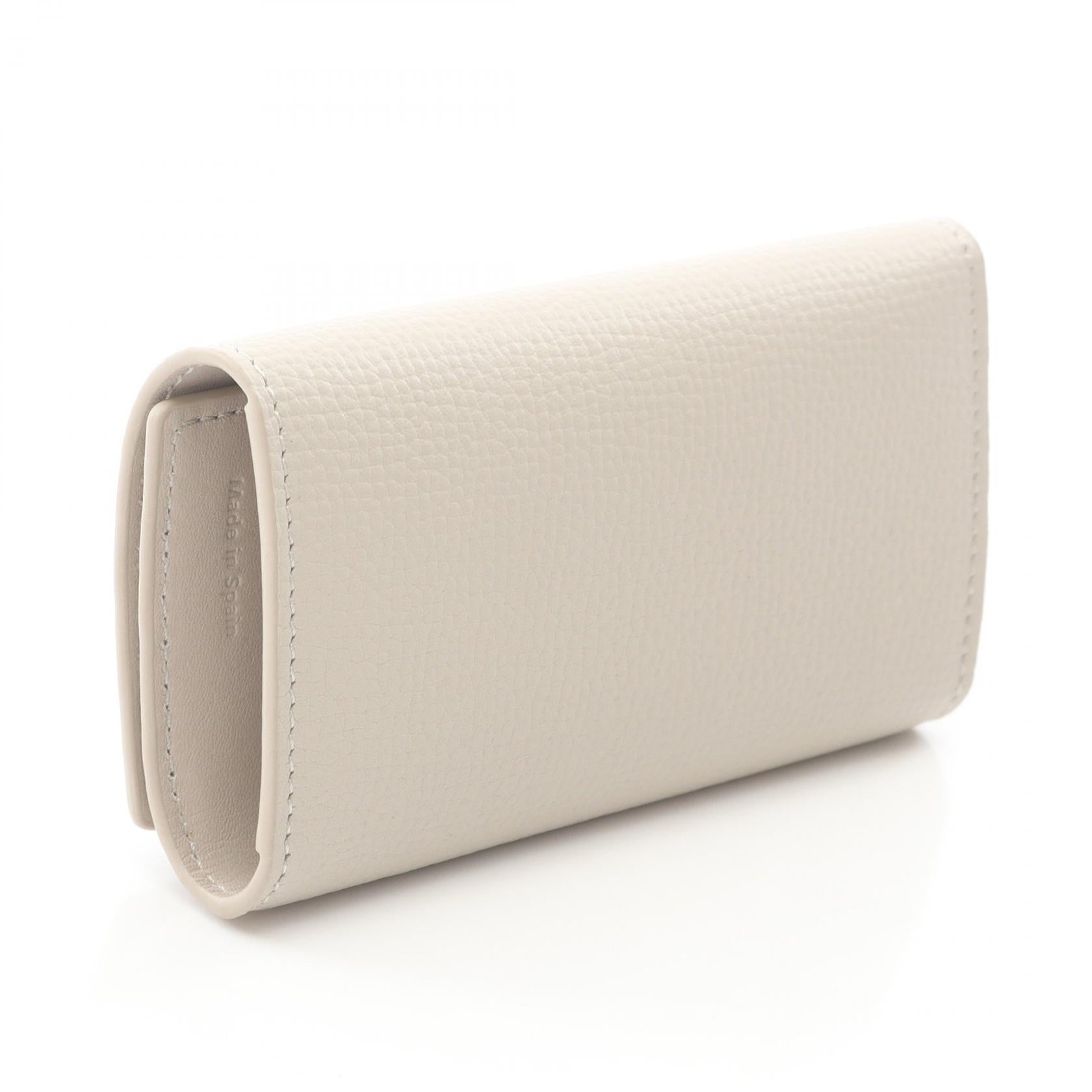 アナグラム キーケース レザー ライトベージュ 6連 ロエベ – RECLO