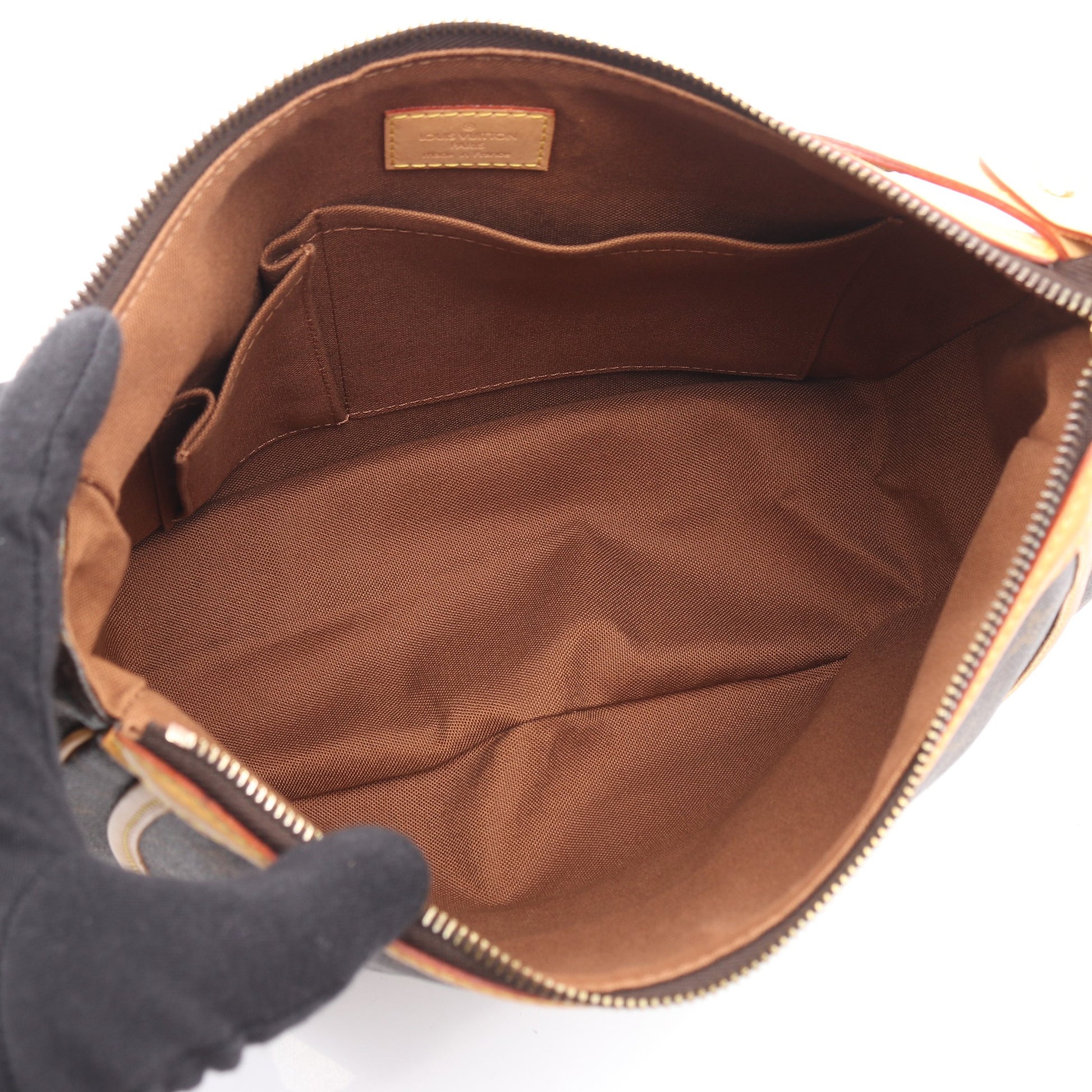 トゥラムPM モノグラム ショルダーバッグ PVC レザー ブラウン ルイヴィトン バッグ LOUIS VUITTON