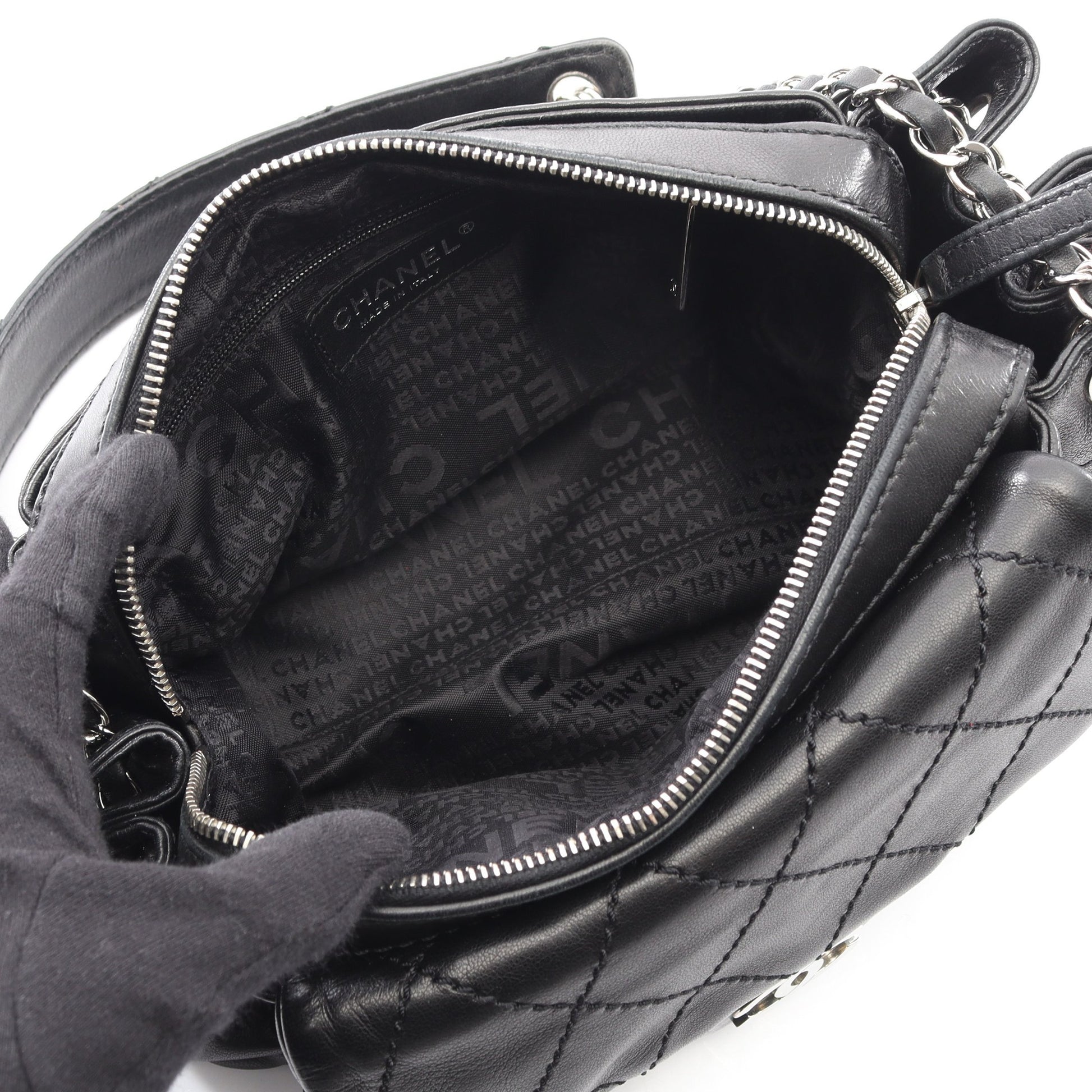 マトラッセ ワンショルダーバッグ ラムスキン ブラック シルバー金具 シャネル バッグ CHANEL