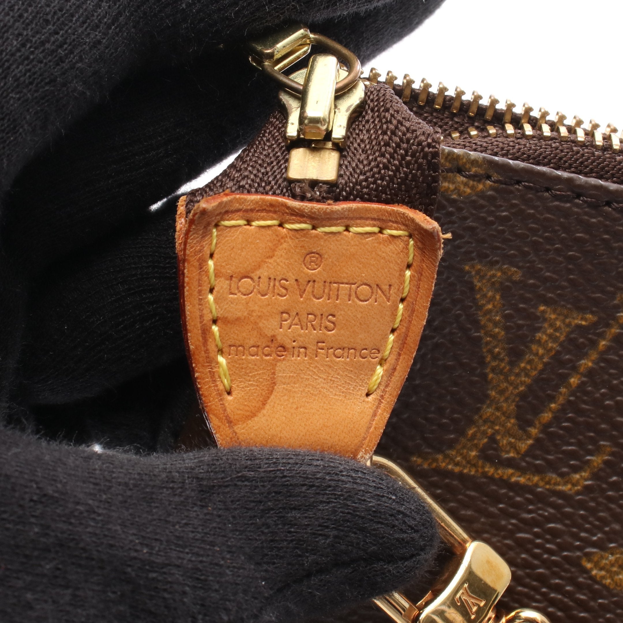 ポシェットアクセソワール モノグラム ハンドバッグ PVC レザー