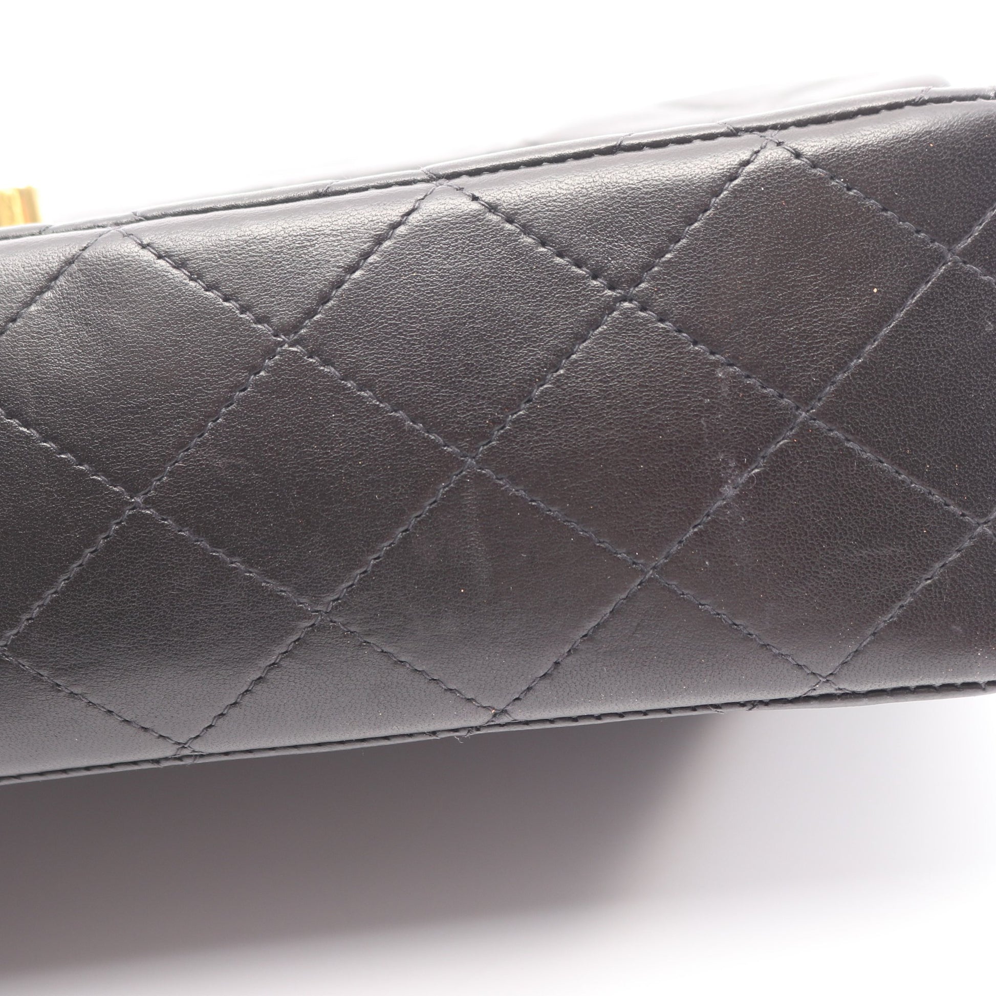 マトラッセ Wフラップ Wチェーンショルダーバッグ ラムスキン ブラック ゴールド金具 シャネル バッグ CHANEL