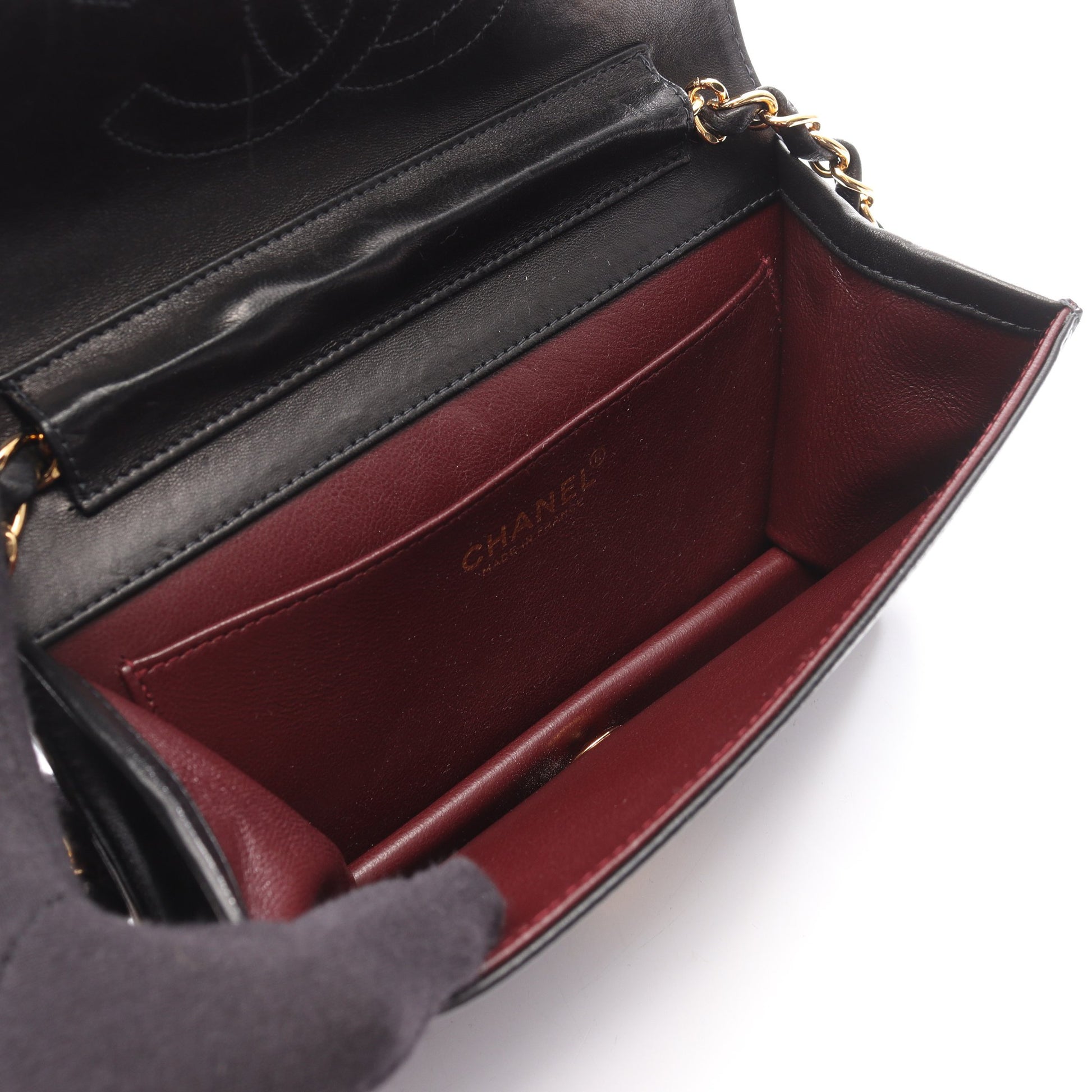 ミニマトラッセ フルフラップ チェーンショルダーバッグ ラムスキン ブラック ゴールド金具 シャネル バッグ CHANEL