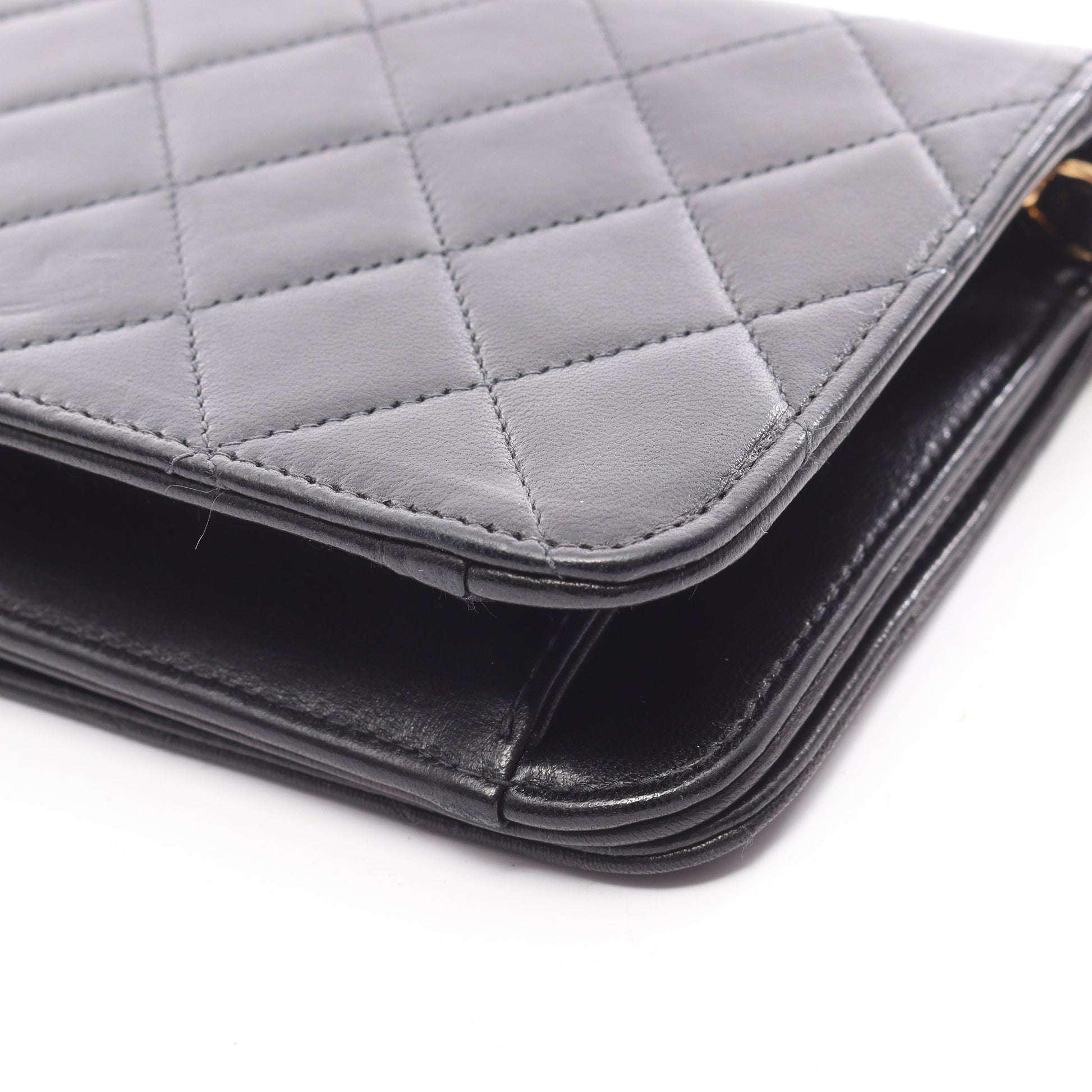 ミニマトラッセ フルフラップ チェーンショルダーバッグ ラムスキン ブラック ゴールド金具 シャネル バッグ CHANEL