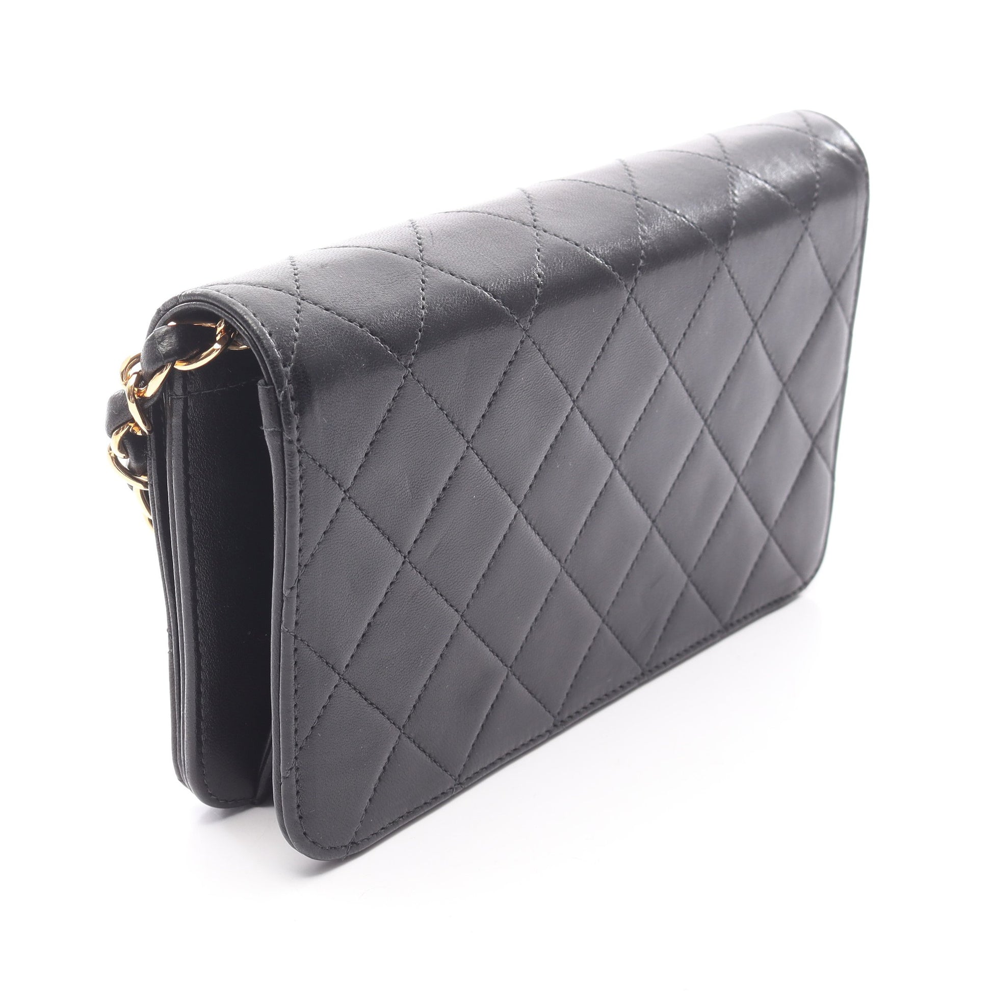 ミニマトラッセ フルフラップ チェーンショルダーバッグ ラムスキン ブラック ゴールド金具 シャネル バッグ CHANEL