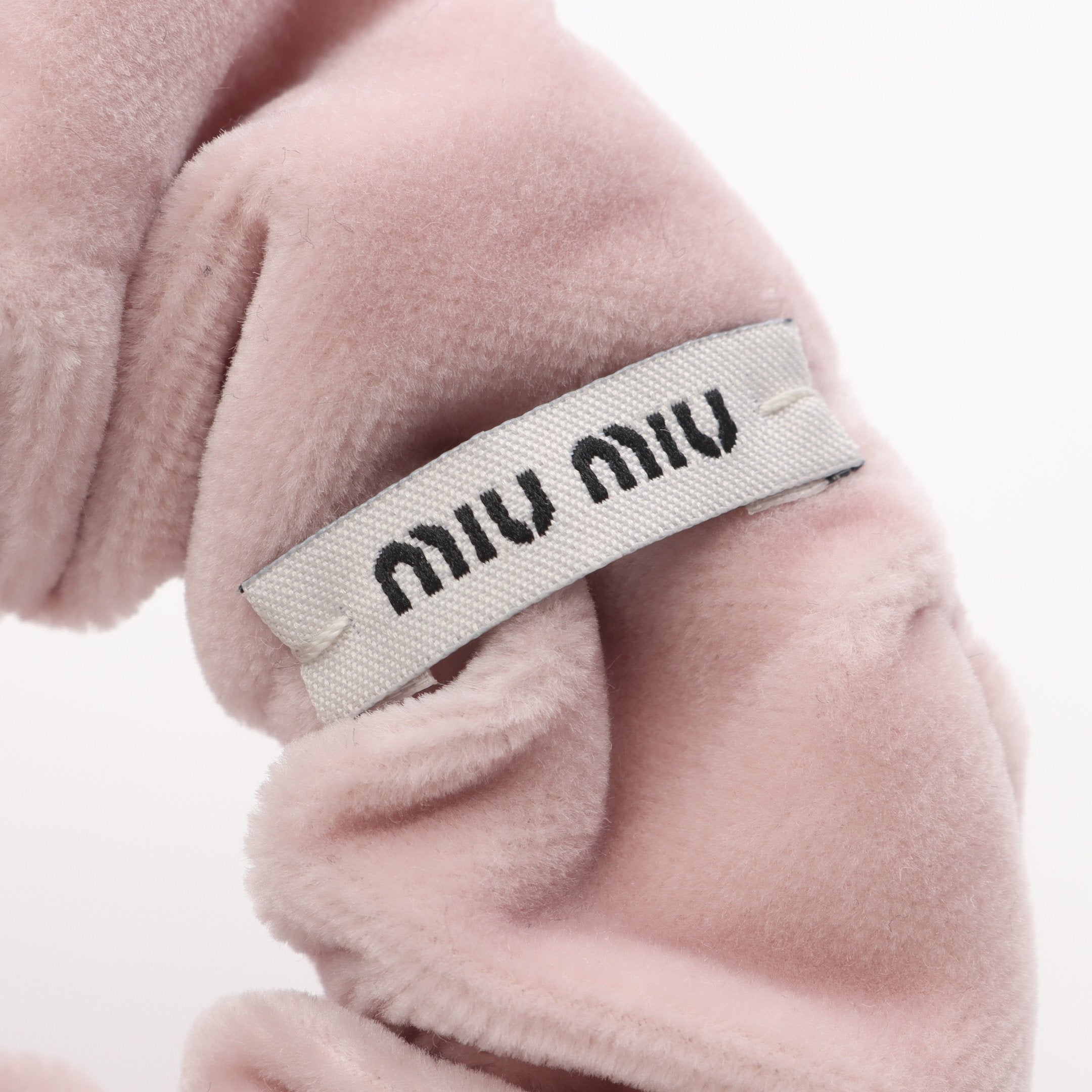 miumiu ミュウミュウ トップス ピンク リボン miumiu ミュウミュウ 三つ折り財布 マドラス リボン ピンク｜Yahoo