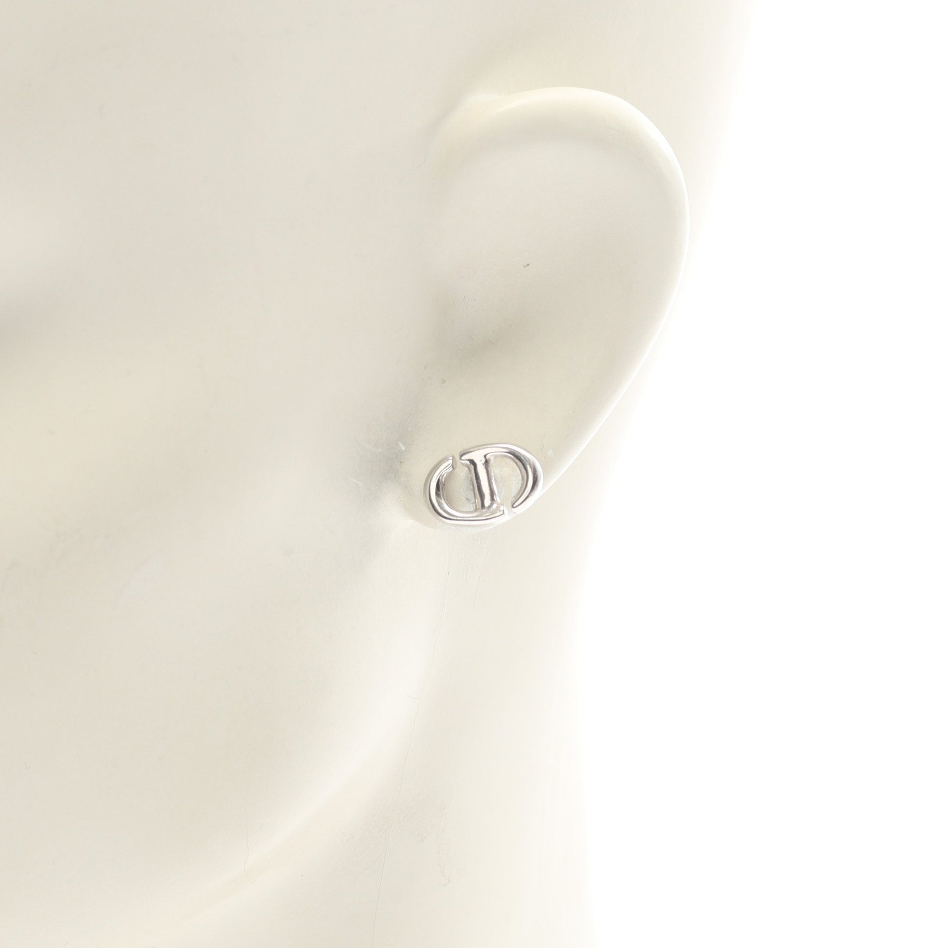 CDロゴ ピアス シルバー ディオール アクセサリー DIOR