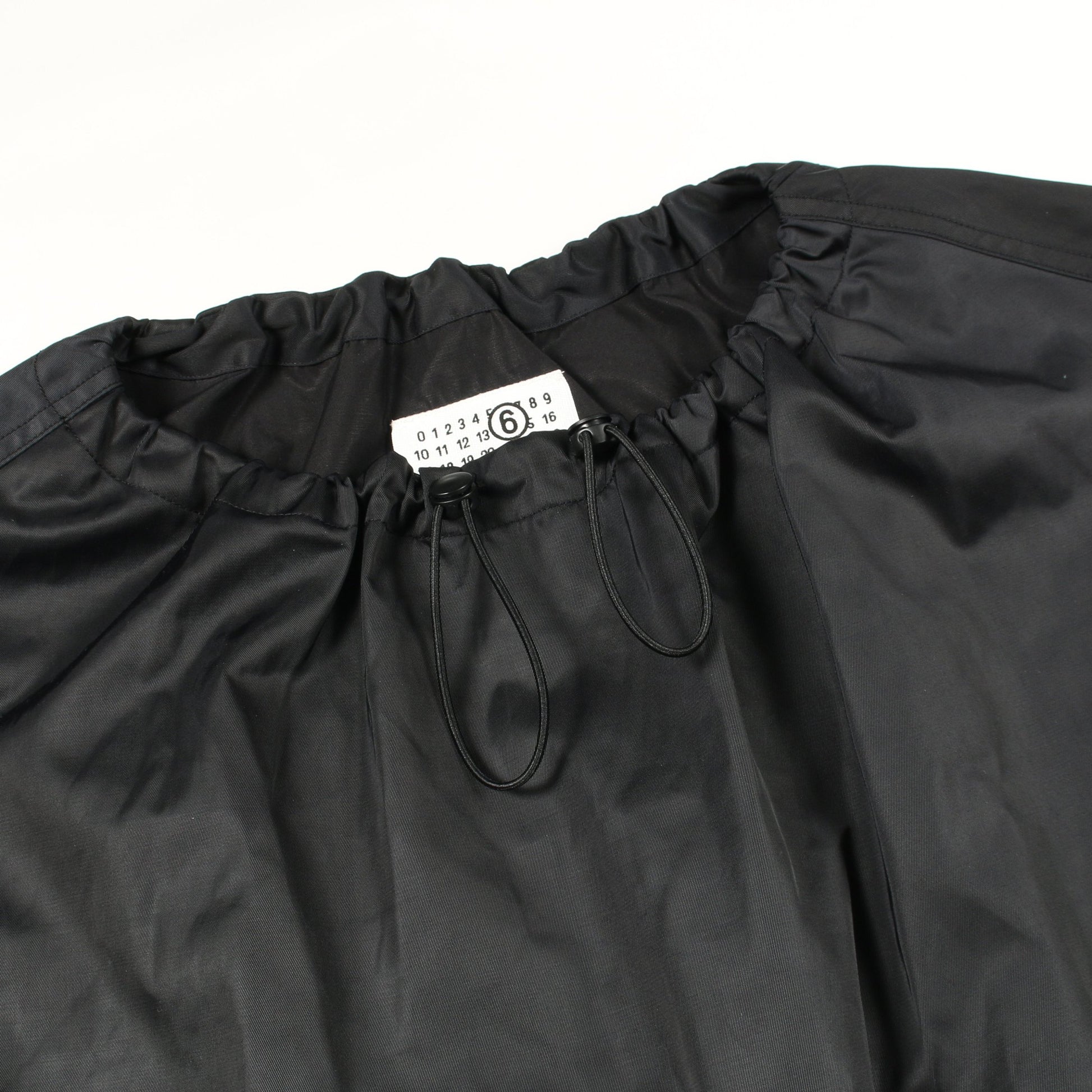 ネックギャザー ワンピース ブラック エムエムシックスメゾンマルジェラ ワンピース MM6 MAISON MARGIELA