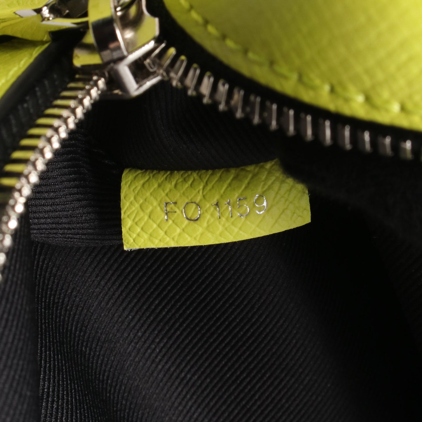 バムバッグ アウトドア タイガラマ ジョーヌ ボディバッグ ウエストバッグ PVC イエローグリーン ルイヴィトン バッグ LOUIS VUITTON