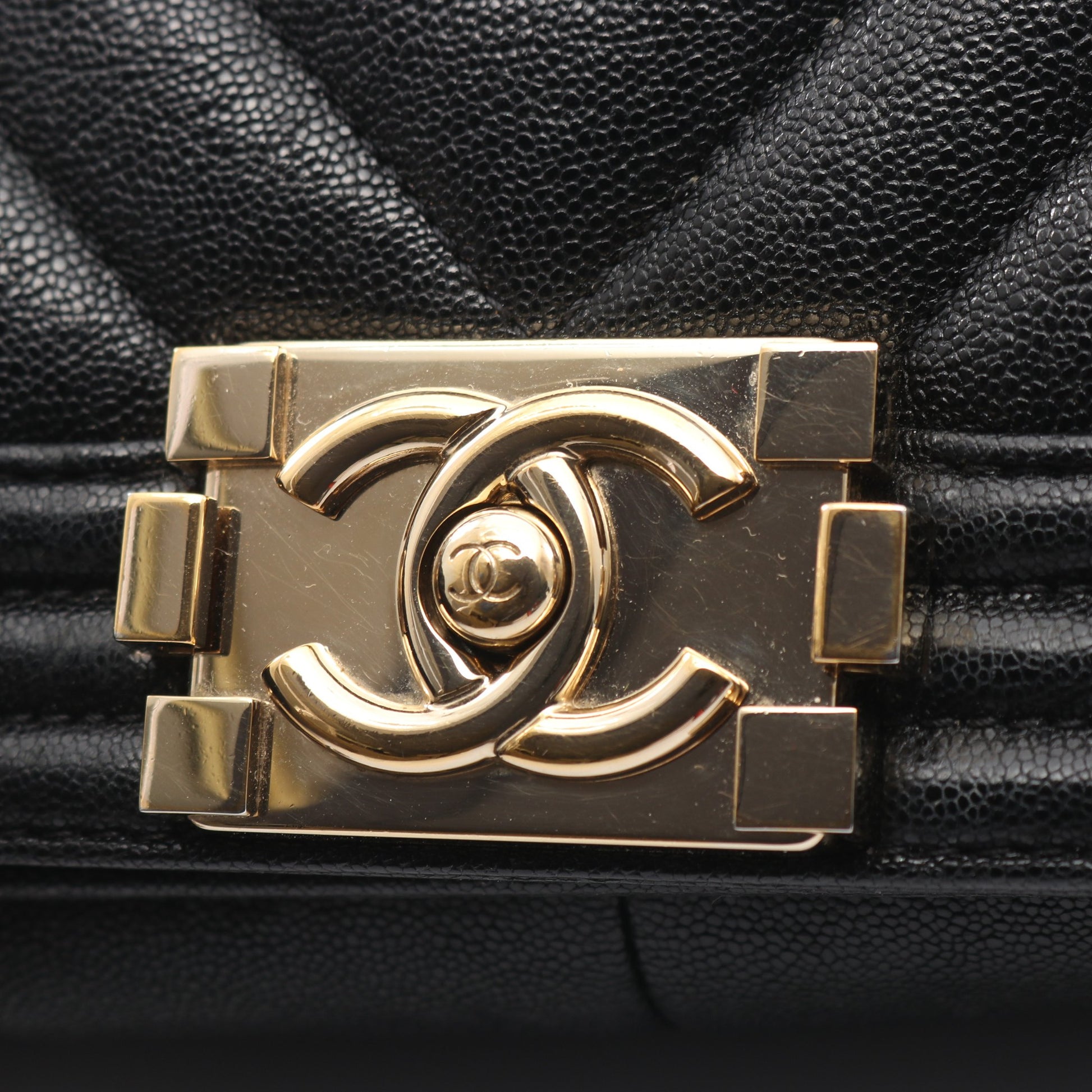 ボーイシャネル チェーンショルダーバッグ レザー ブラック ゴールド金具 シャネル バッグ CHANEL