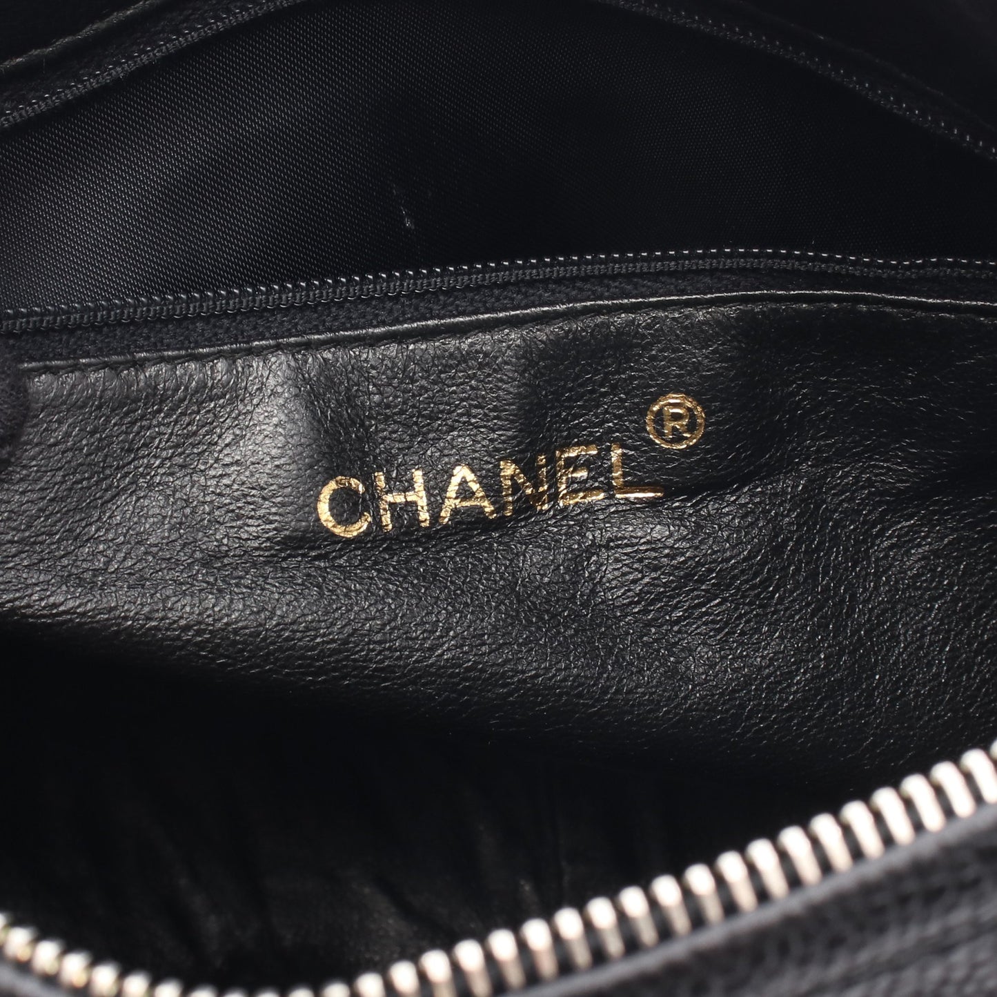 マトラッセ ココボール チェーンショルダーバッグ キャビアスキン ブラック ゴールド金具 シャネル バッグ CHANEL