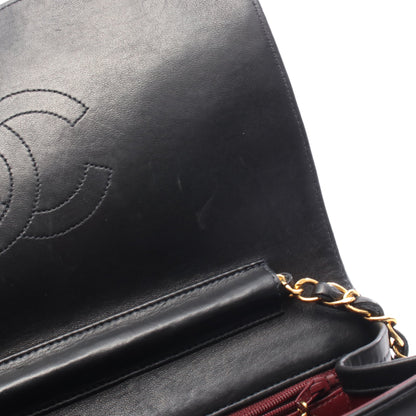 マトラッセ フルフラップ チェーンショルダーバッグ ラムスキン ブラック ゴールド金具 シャネル バッグ CHANEL