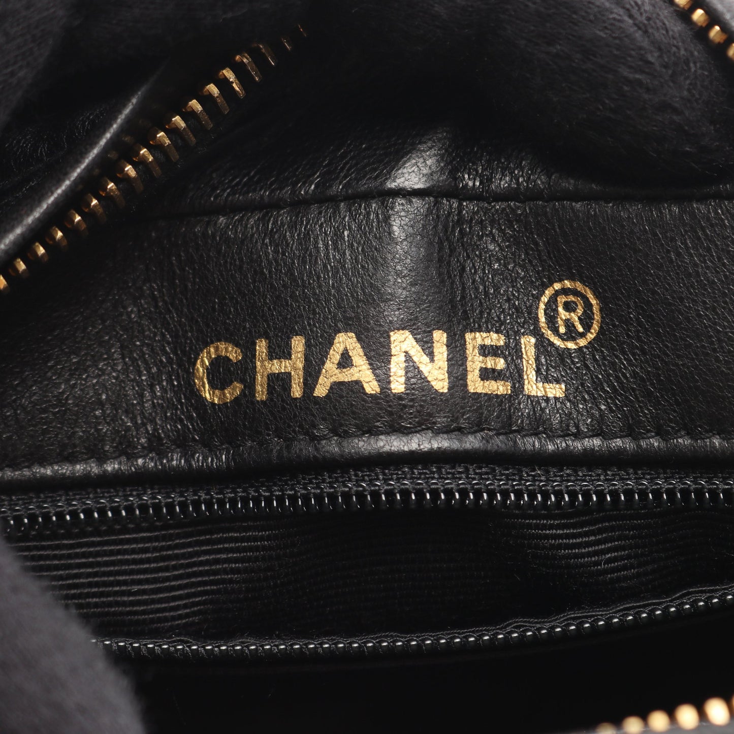 マトラッセ チェーンショルダーバッグ タッセル ラムスキン ブラック ゴールド金具 シャネル バッグ CHANEL