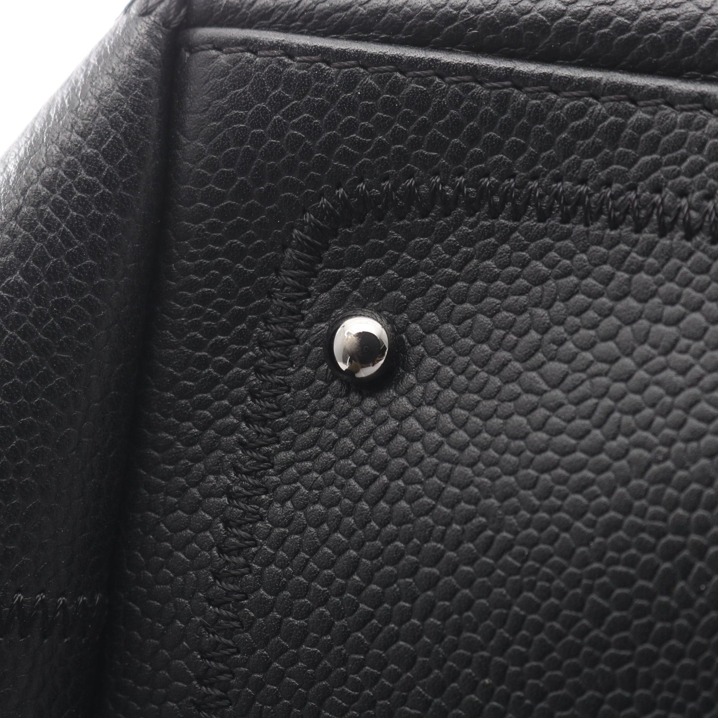 チョコバー ハンドバッグ ミニボストンバッグ キャビアスキン ブラック シルバー金具 シャネル バッグ CHANEL
