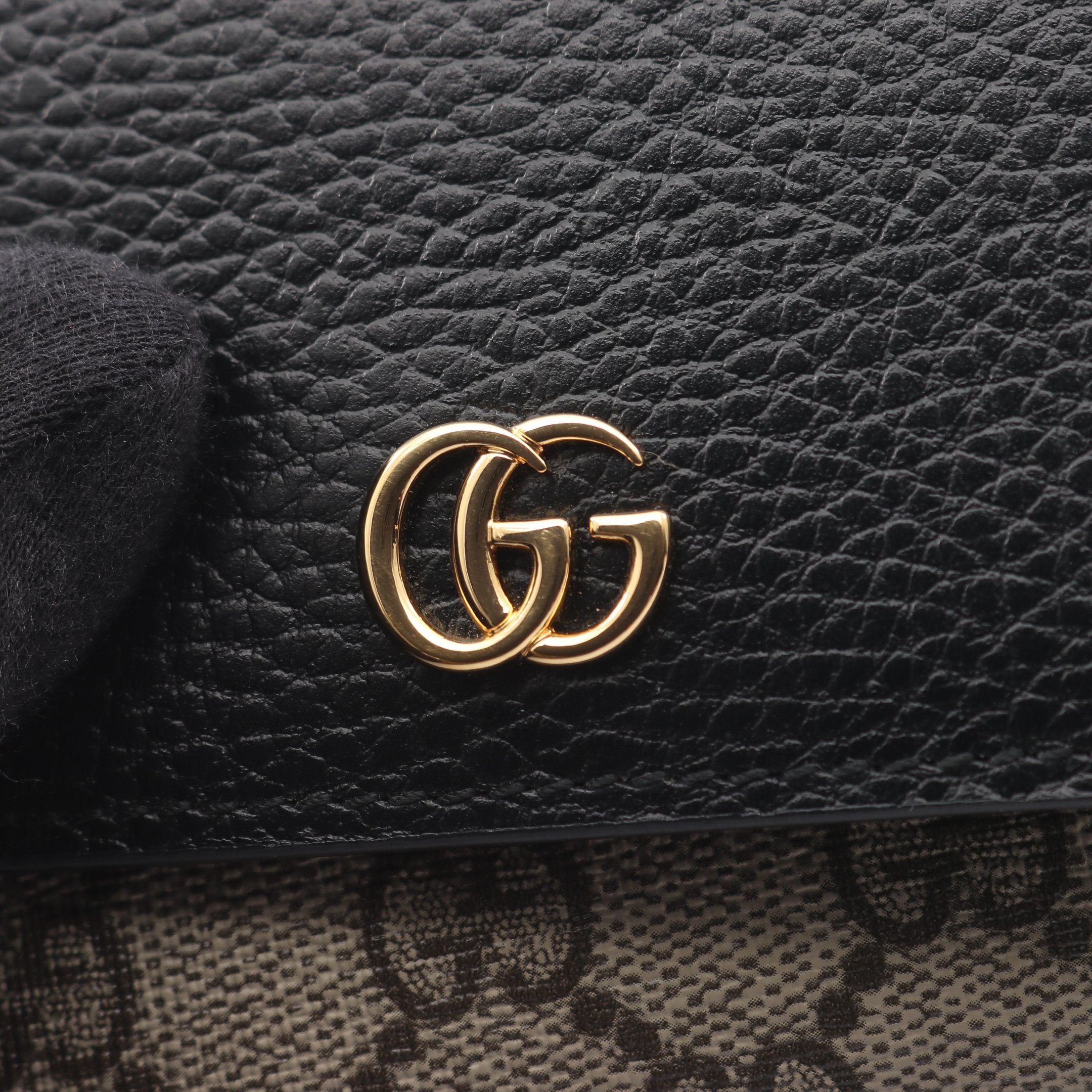 GGマーモント GGスプリーム 二つ折り財布 PVC レザー ブラック グレー