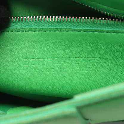 カセット クロスボディ マキシイントレチャート ショルダーバッグ レザー グリーン ボッテガヴェネタ バッグ BOTTEGA VENETA