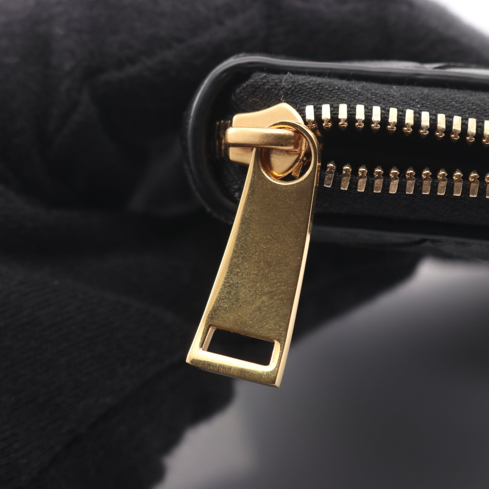 イントレチャート カードケース コインケース レザー ブラック ボッテガヴェネタ 財布・小物 BOTTEGA VENETA