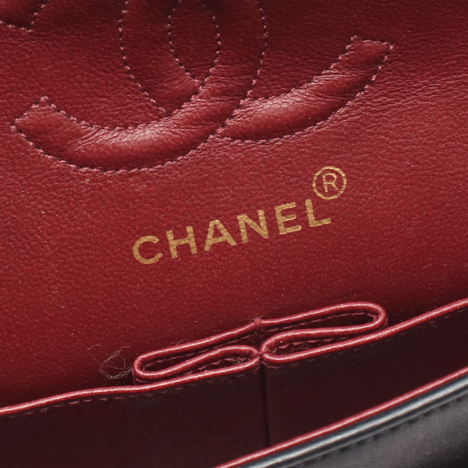 マトラッセ Wフラップ Wチェーンショルダーバッグ ラムスキン ブラック ゴールド金具 シャネル バッグ CHANEL
