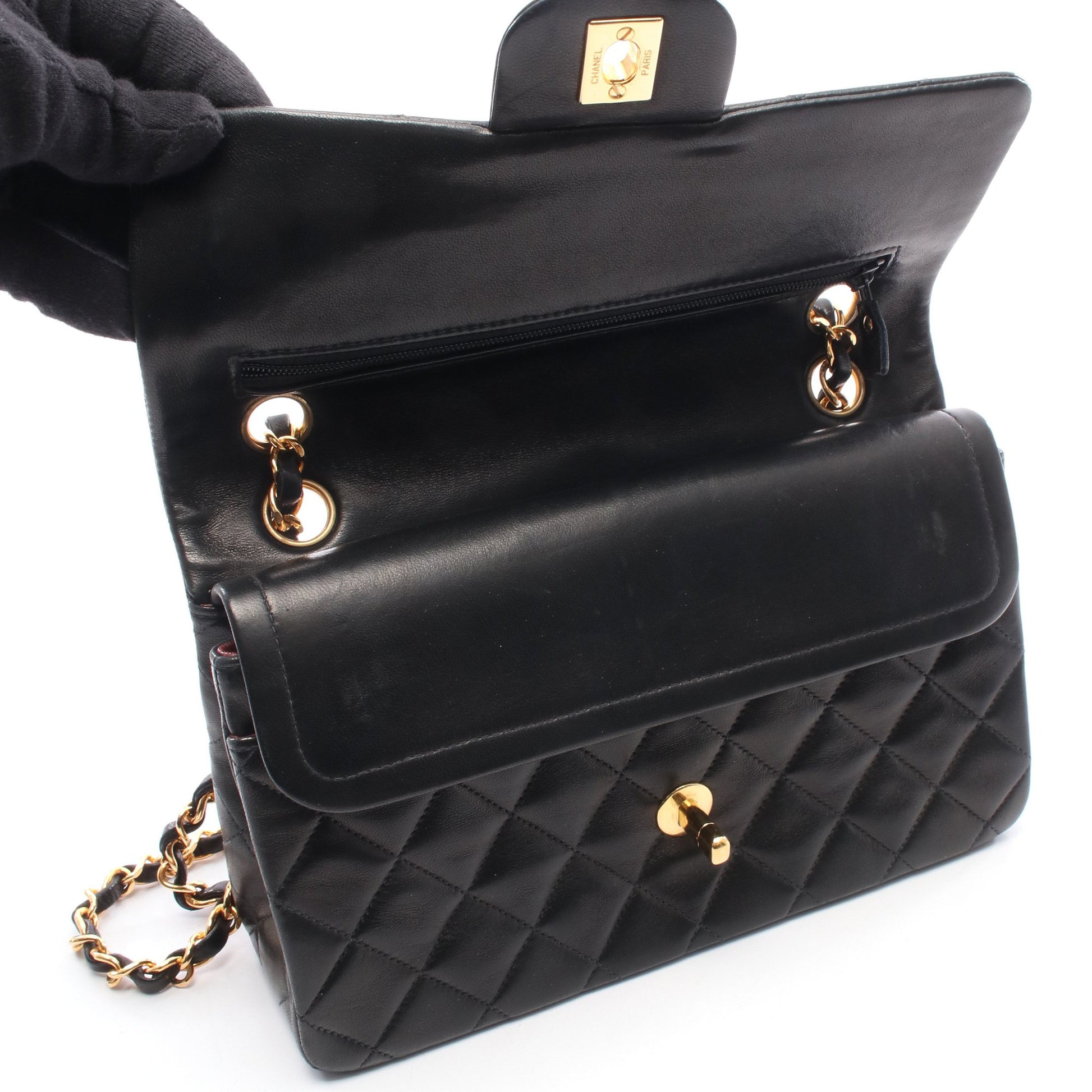 マトラッセ Wフラップ Wチェーンショルダーバッグ ラムスキン ブラック ゴールド金具 シャネル バッグ CHANEL
