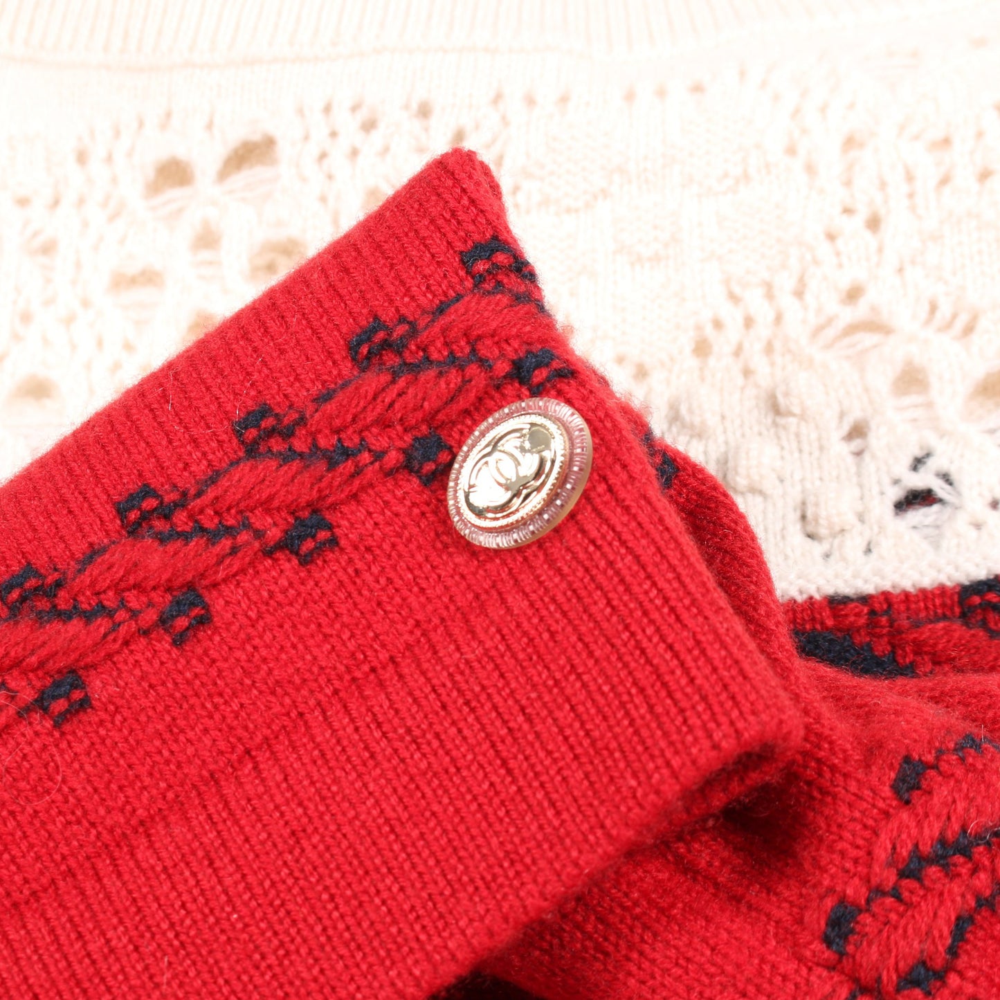 ココマークボタン バイカラー ニット カシミヤ レッド ホワイト ネイビー シャネル トップス CHANEL