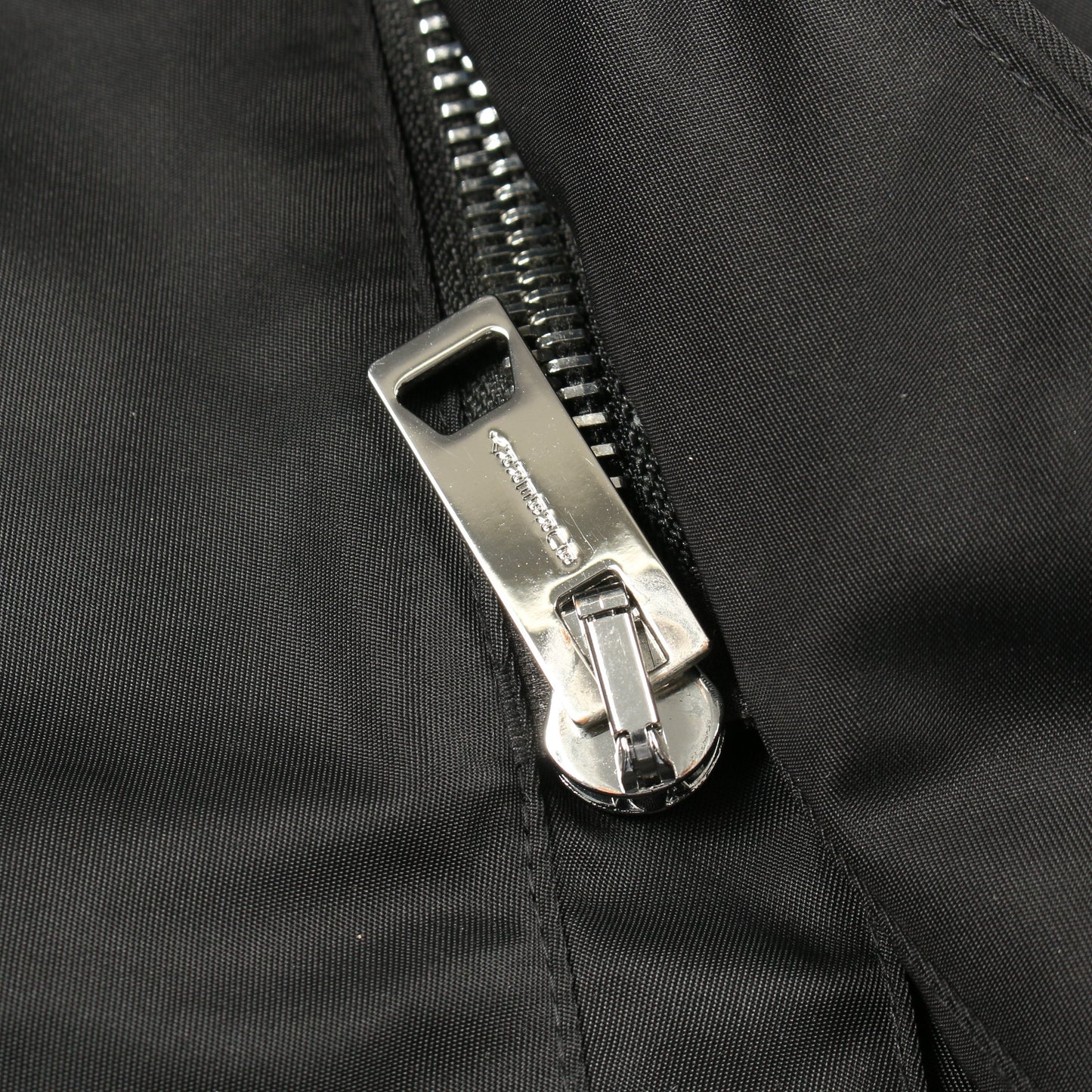 shark patch twill parka シャークパッチ ジャケット ナイロン ブラック フード付き バーバリー アウター BURBERRY