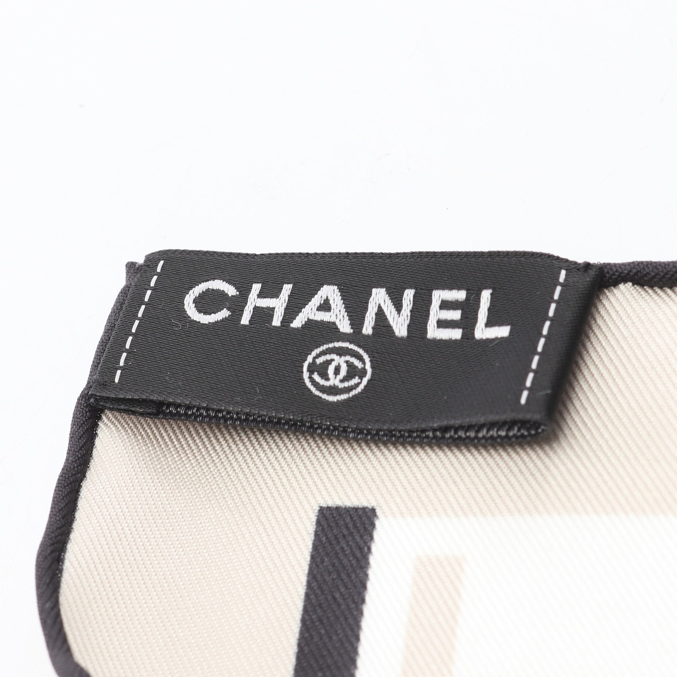 ココマーク スカーフ シルク ベージュ ブラック ホワイト シャネル – RECLO