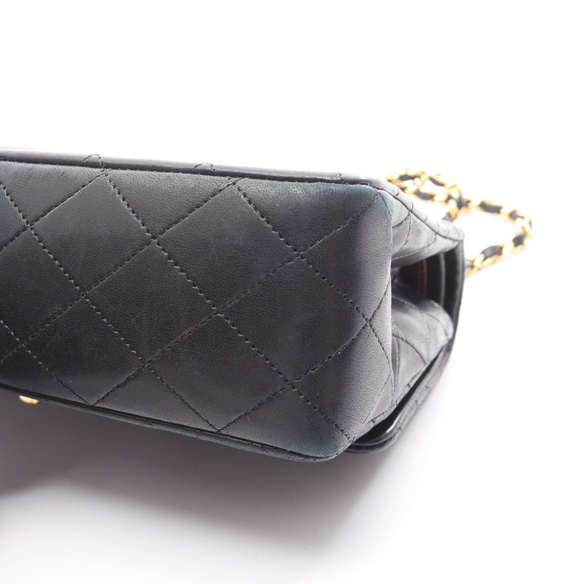 マトラッセ Wフラップ Wチェーンショルダーバッグ ラムスキン ブラック ゴールド金具 シャネル バッグ CHANEL