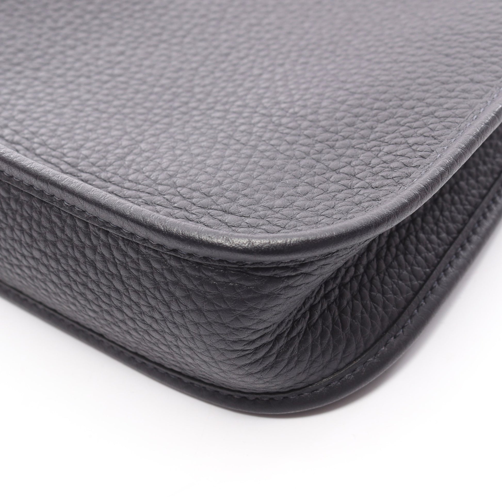 エヴリンTPM アマゾン キャバン ショルダーバッグ トリヨンクレマンス ブラック シルバー金具 W刻印 エルメス バッグ HERMES