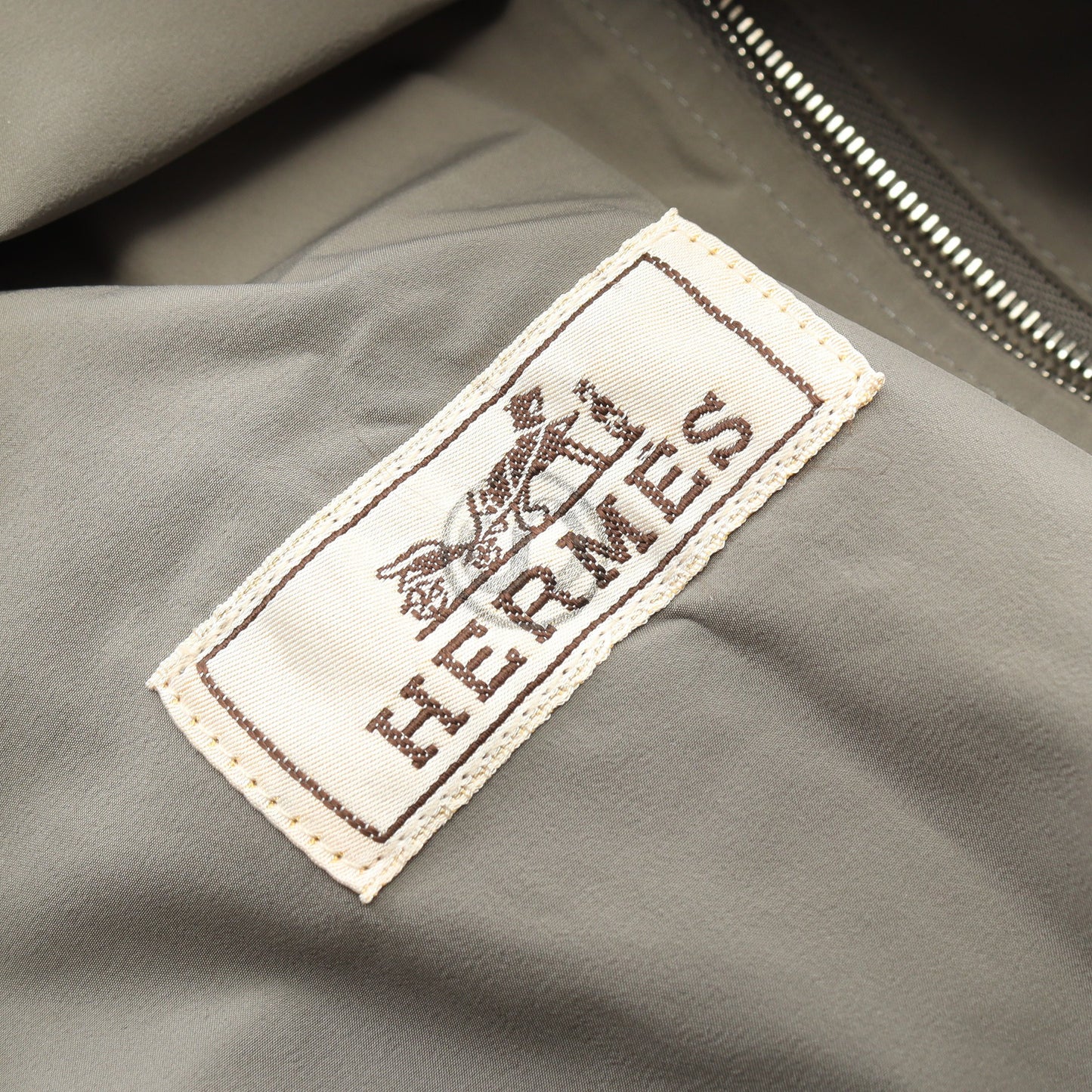 セリエボタンブルゾン ジャケット ナイロン レザー グレー エルメス アウター HERMES